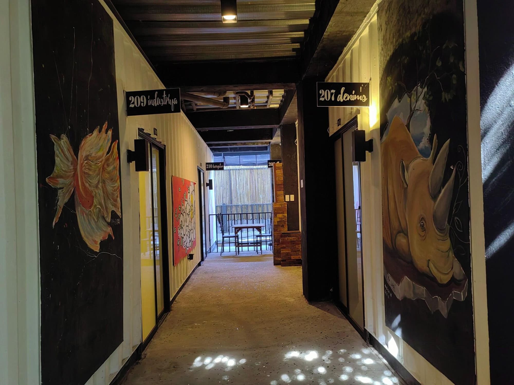 Containers by Eco Hotel, General view