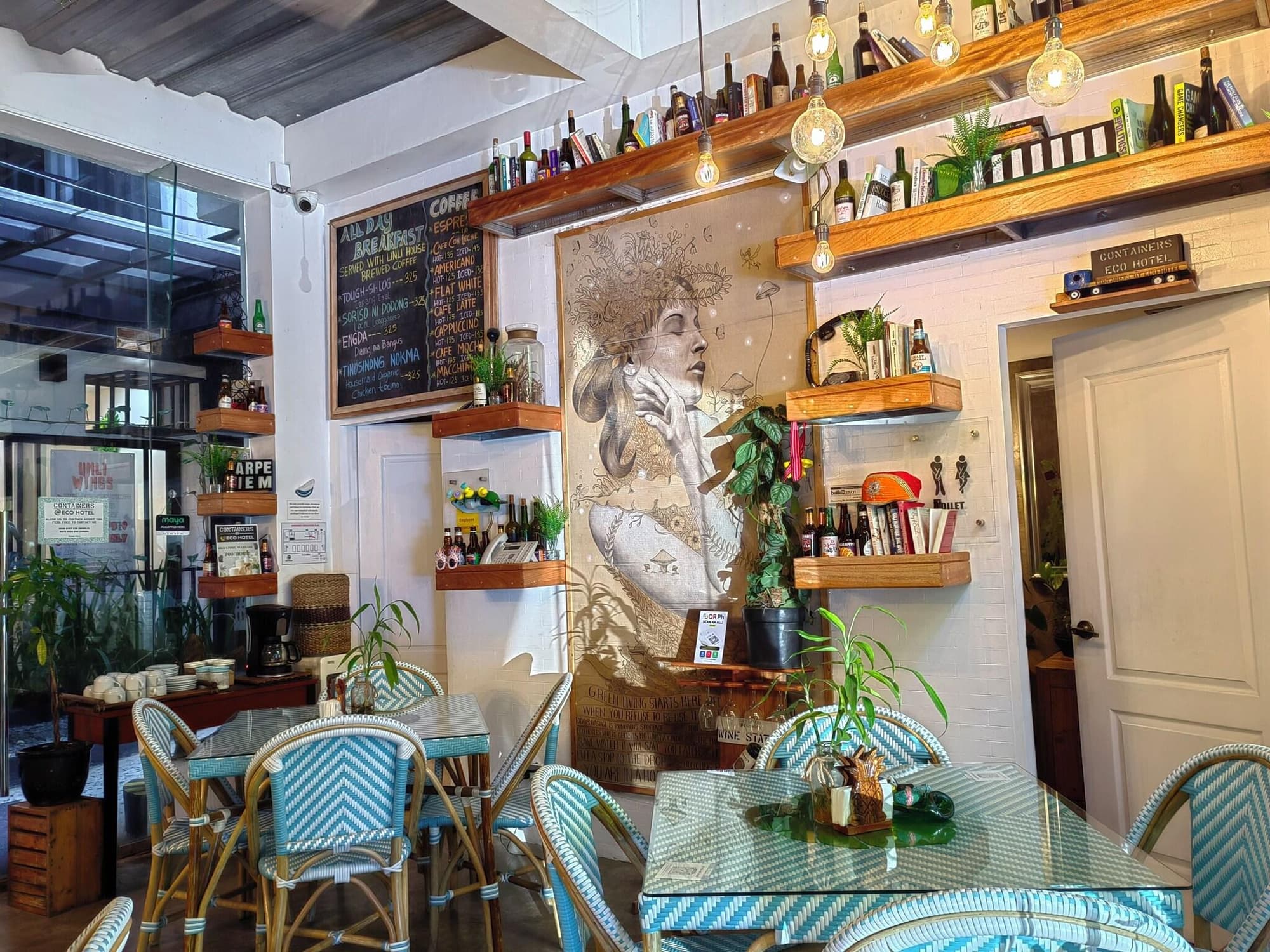 Containers by Eco Hotel, Lobby