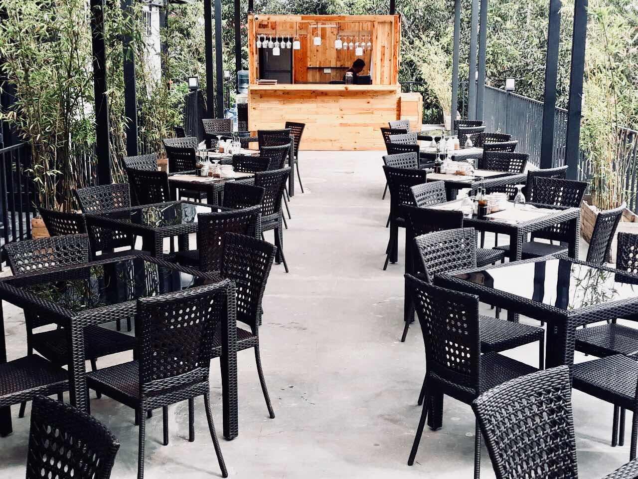 Containers by Eco Hotel, Restaurant