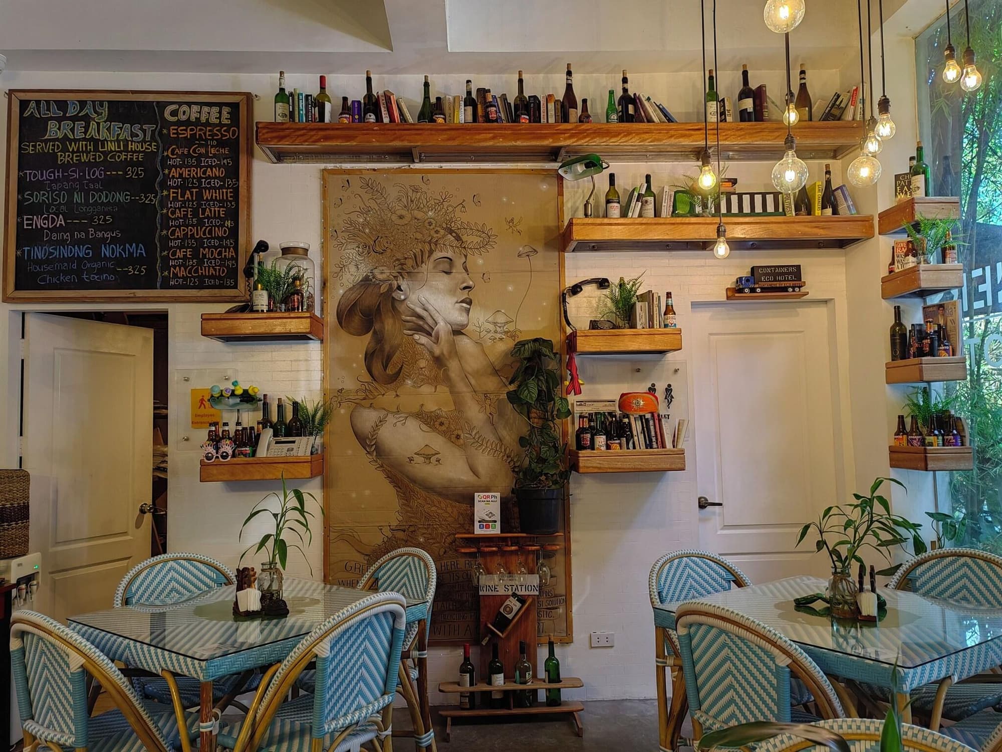 Containers by Eco Hotel, Restaurant