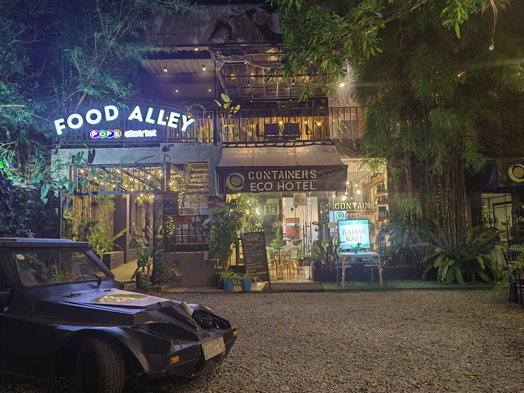 Containers by Eco Hotel, Restaurant