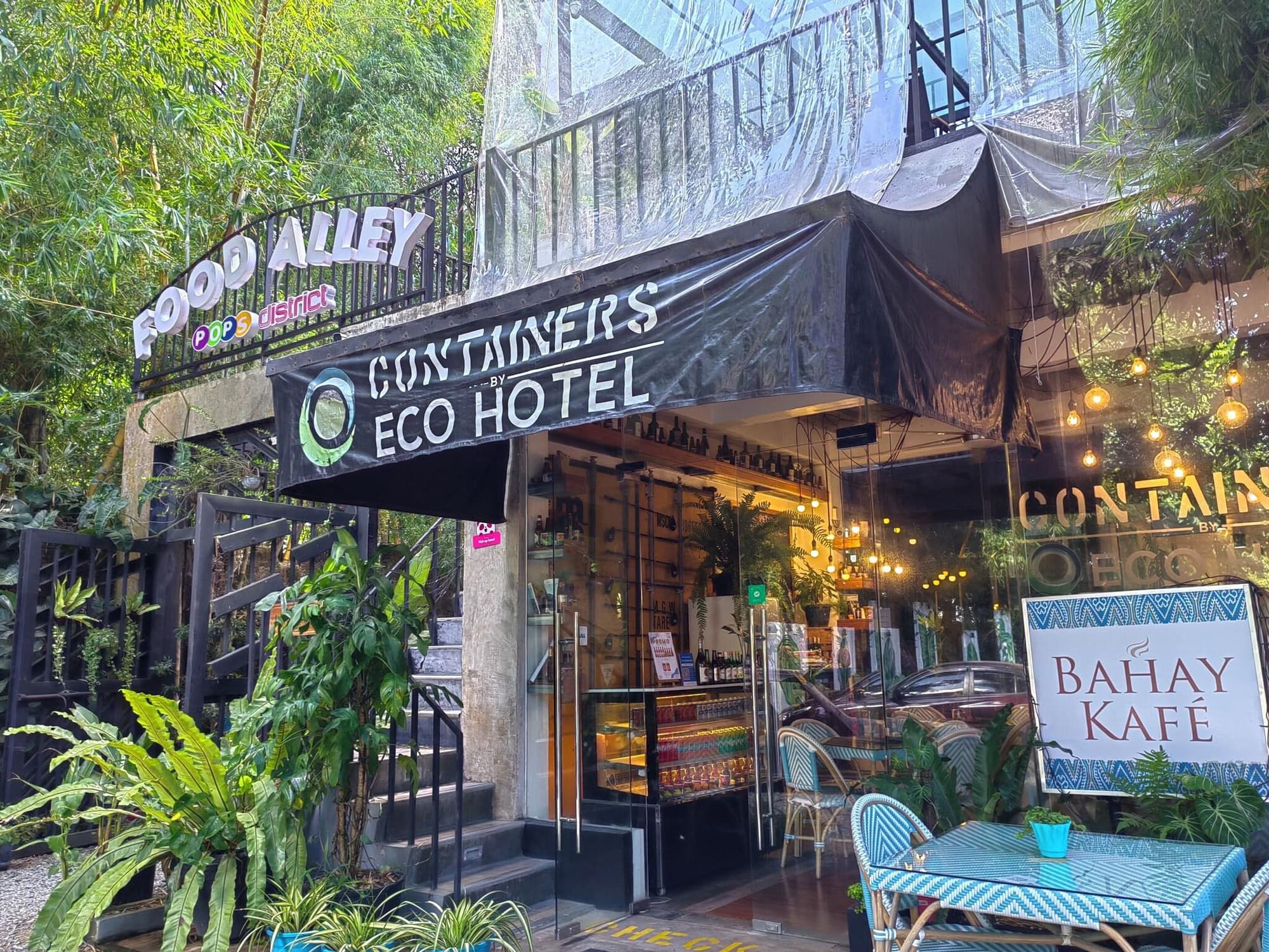 Containers by Eco Hotel, Restaurant