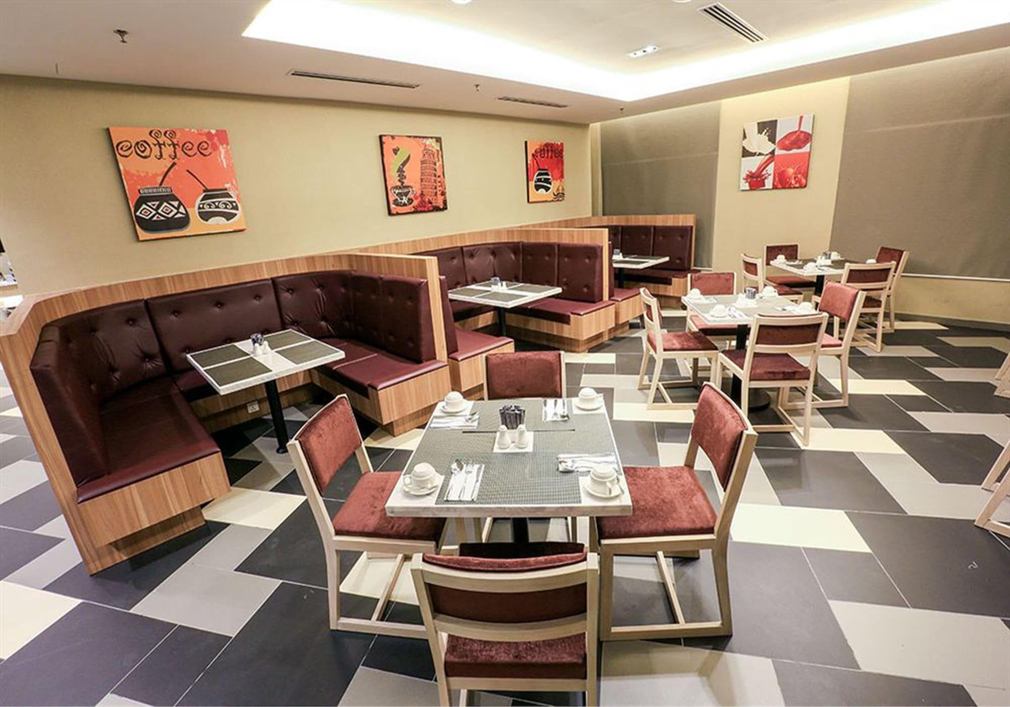 Eco Tree Hotel, Restaurant