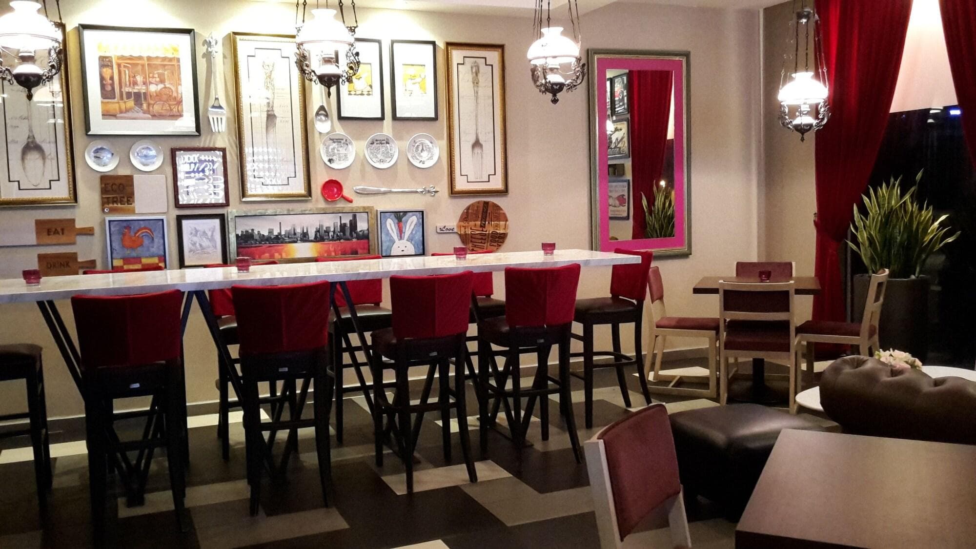 Eco Tree Hotel, Restaurant