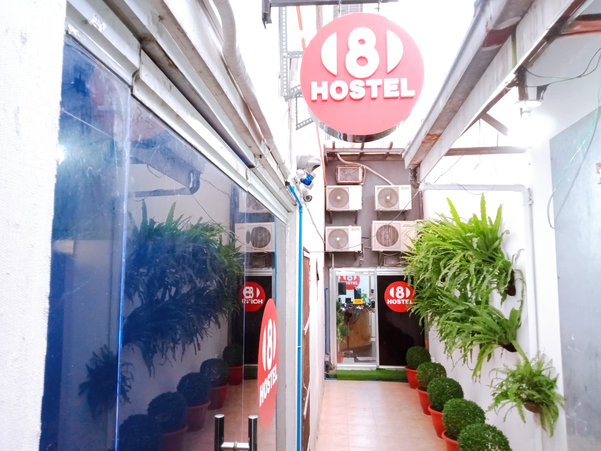 8hostel, Lobby