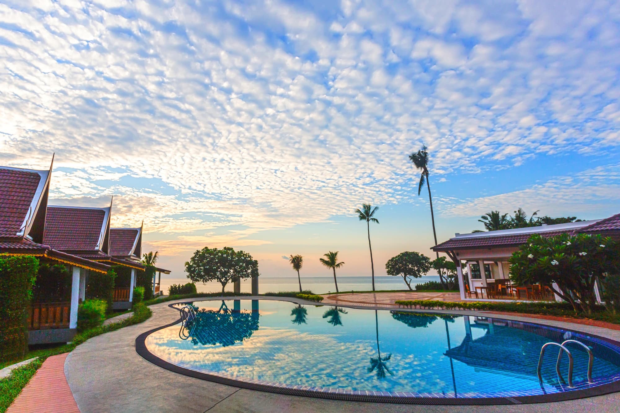 Aura Samui Best Beach Hotel, Pool