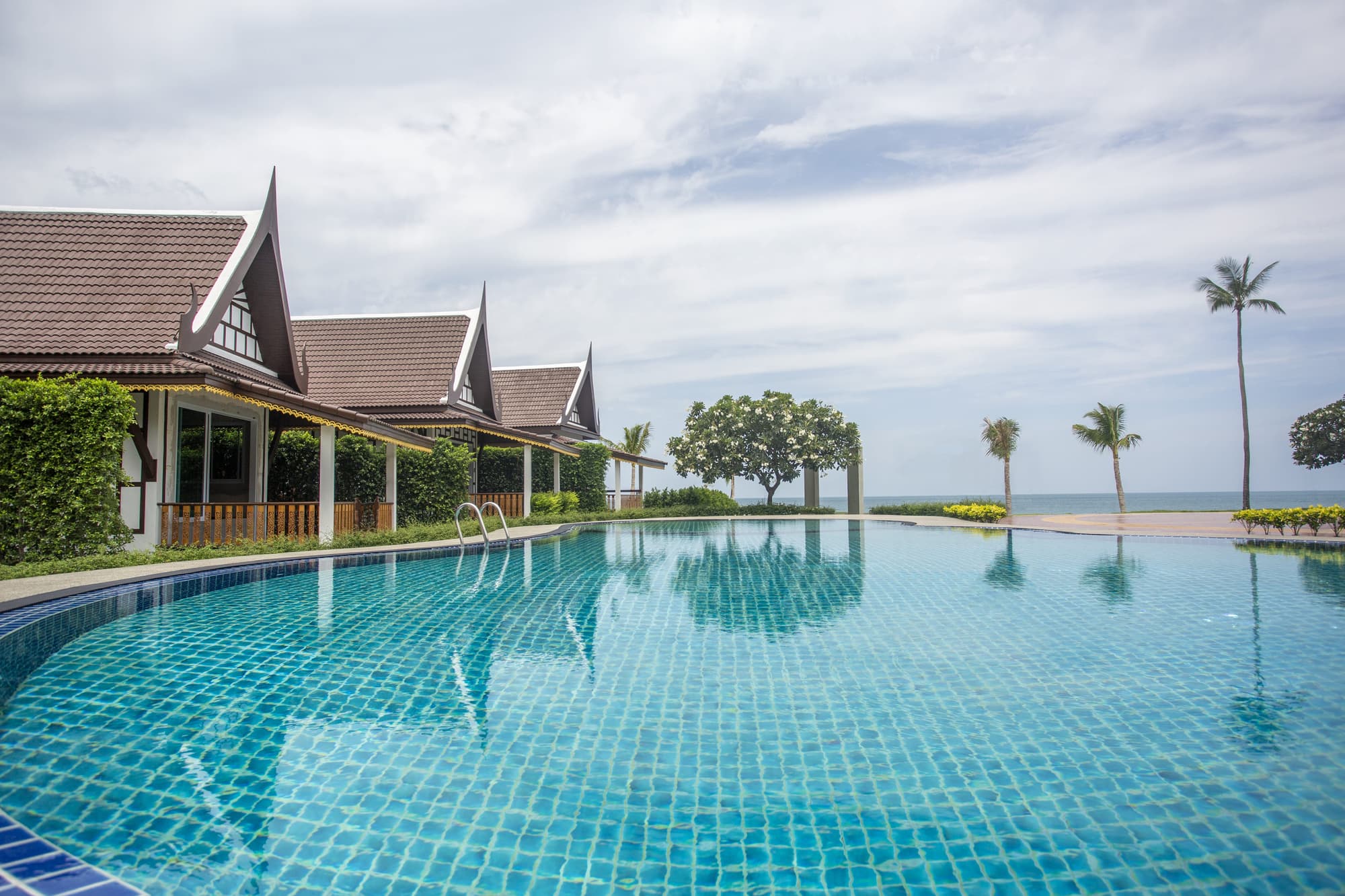 Aura Samui Best Beach Hotel, Pool