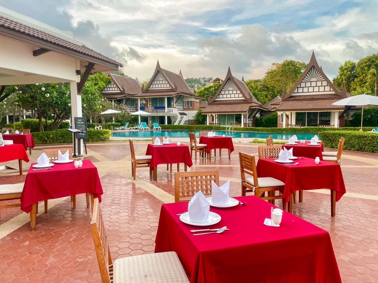 Aura Samui Best Beach Hotel, Restaurant