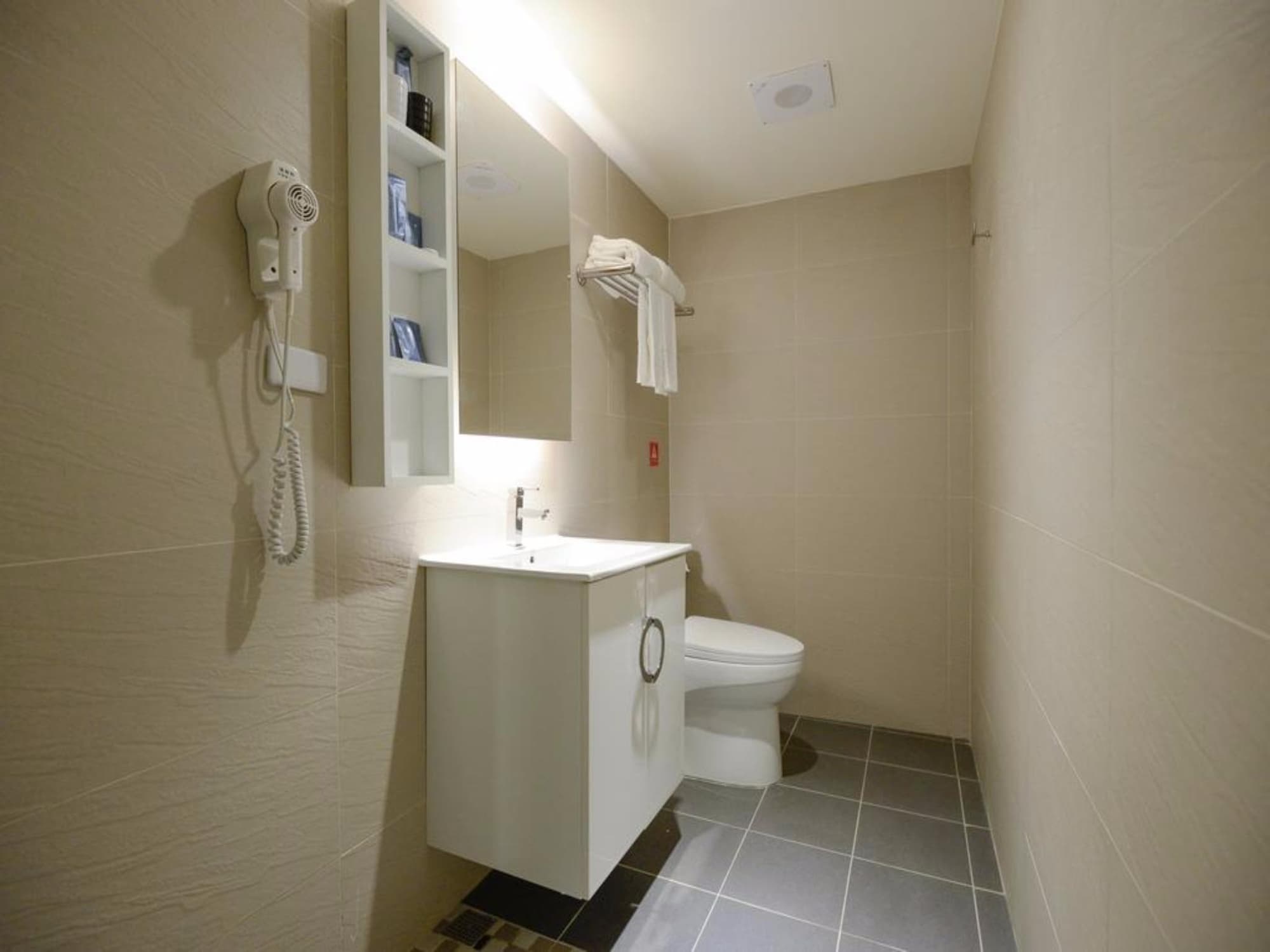 Golden Pacific Hotel - Taichung, General view