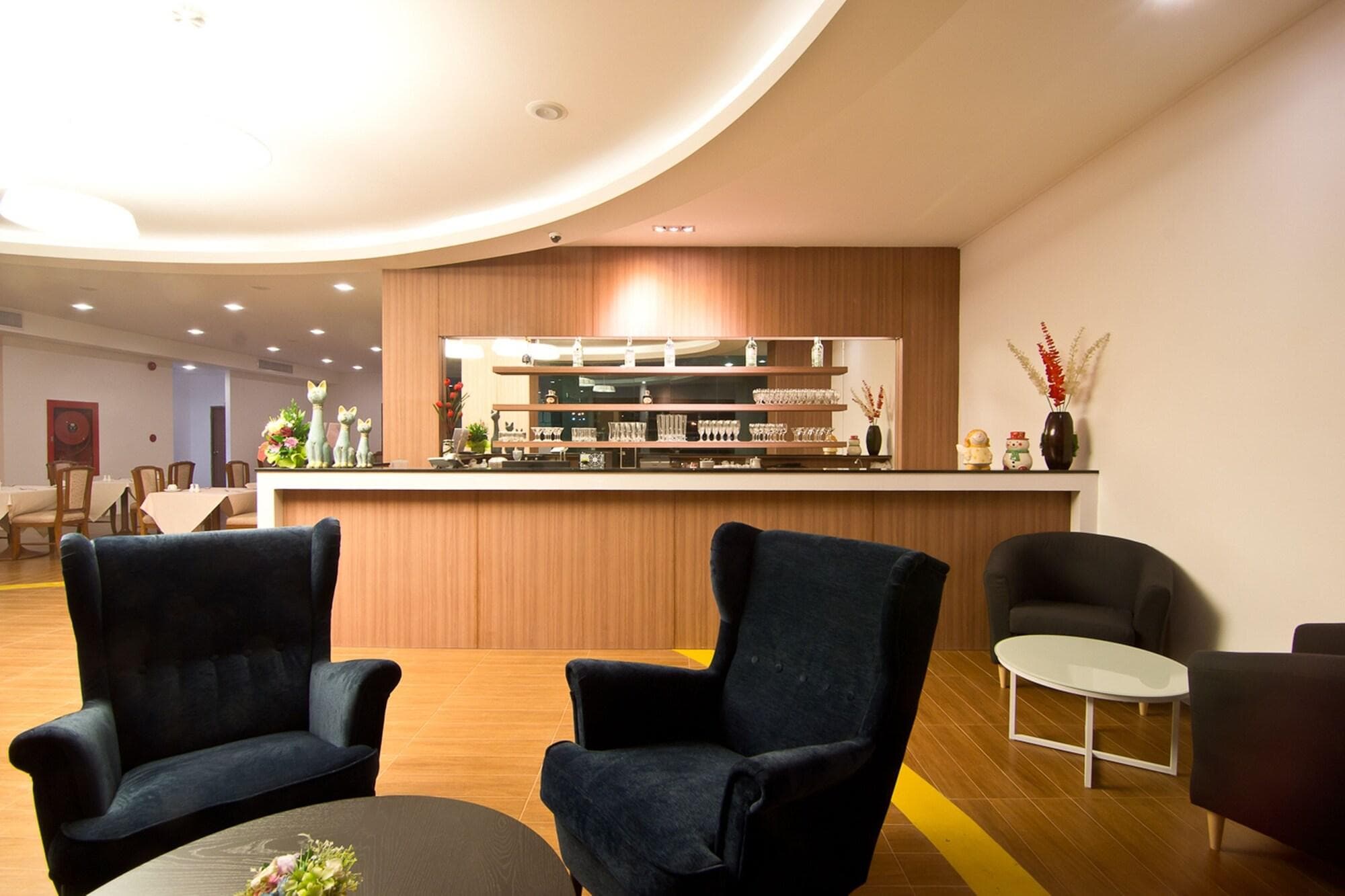 Tevan Jomtien Hotel Pattaya, Lobby