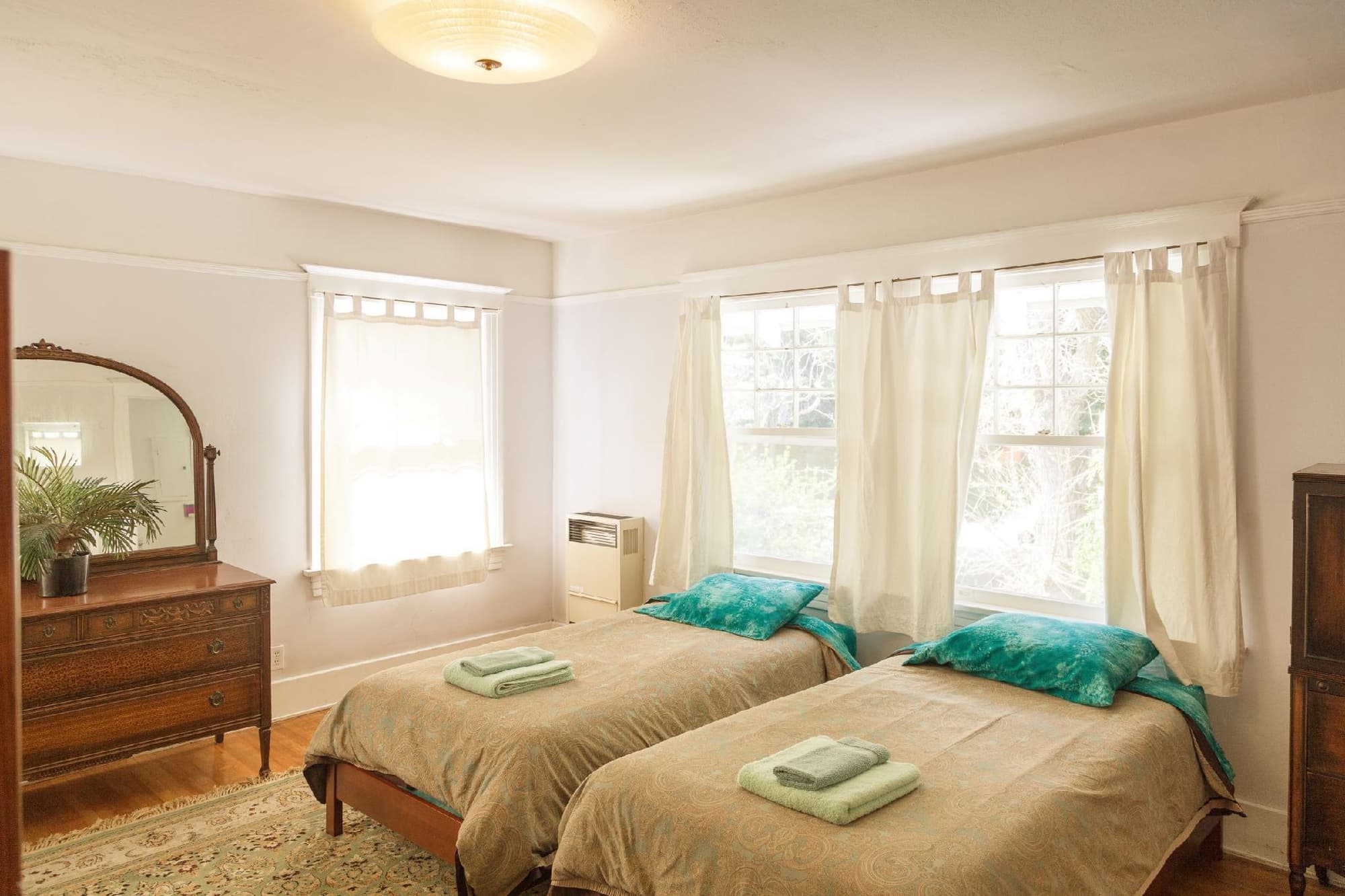 Orange Drive Hostel, General view