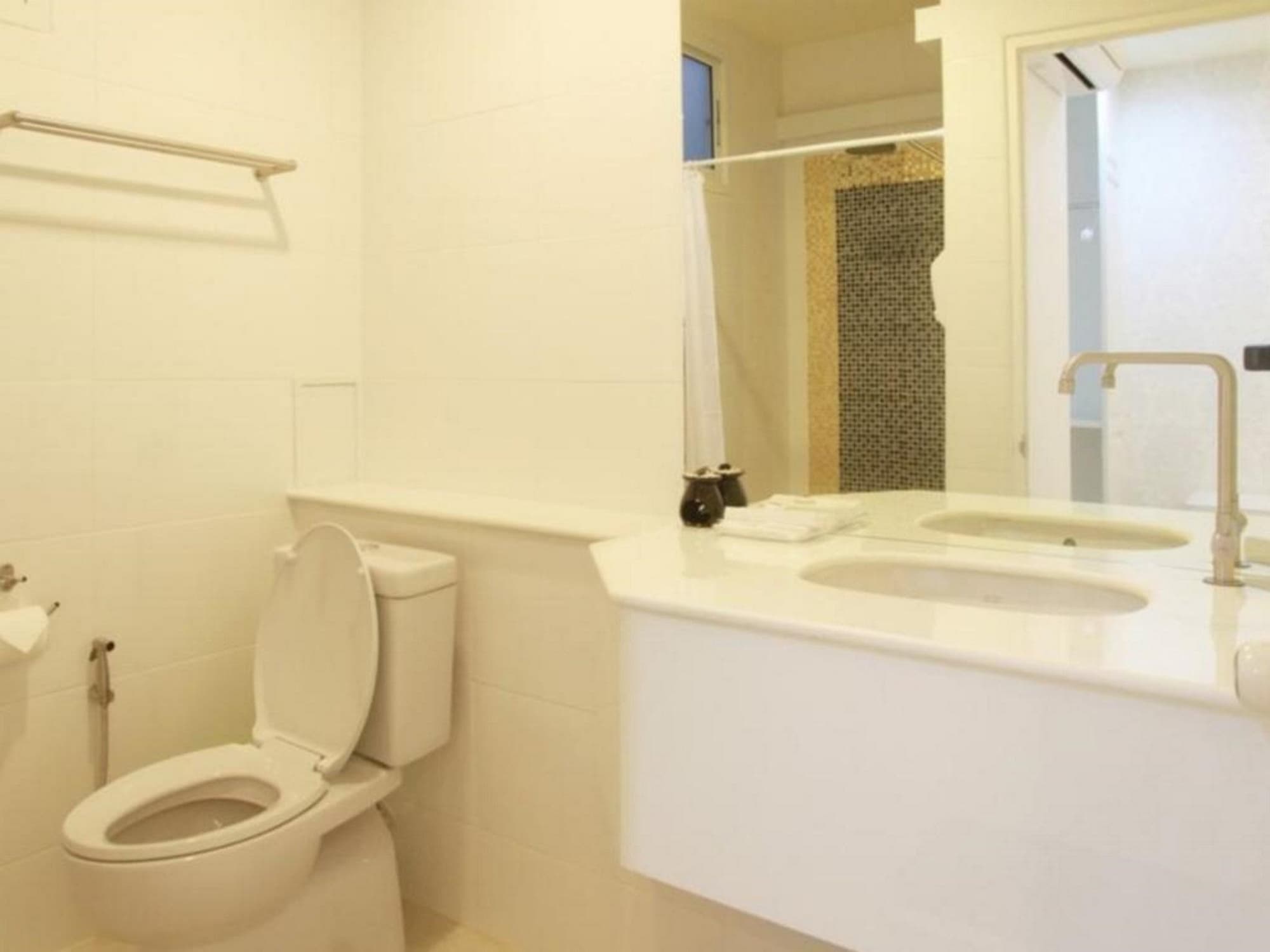 Banlomnow Hotel, Room