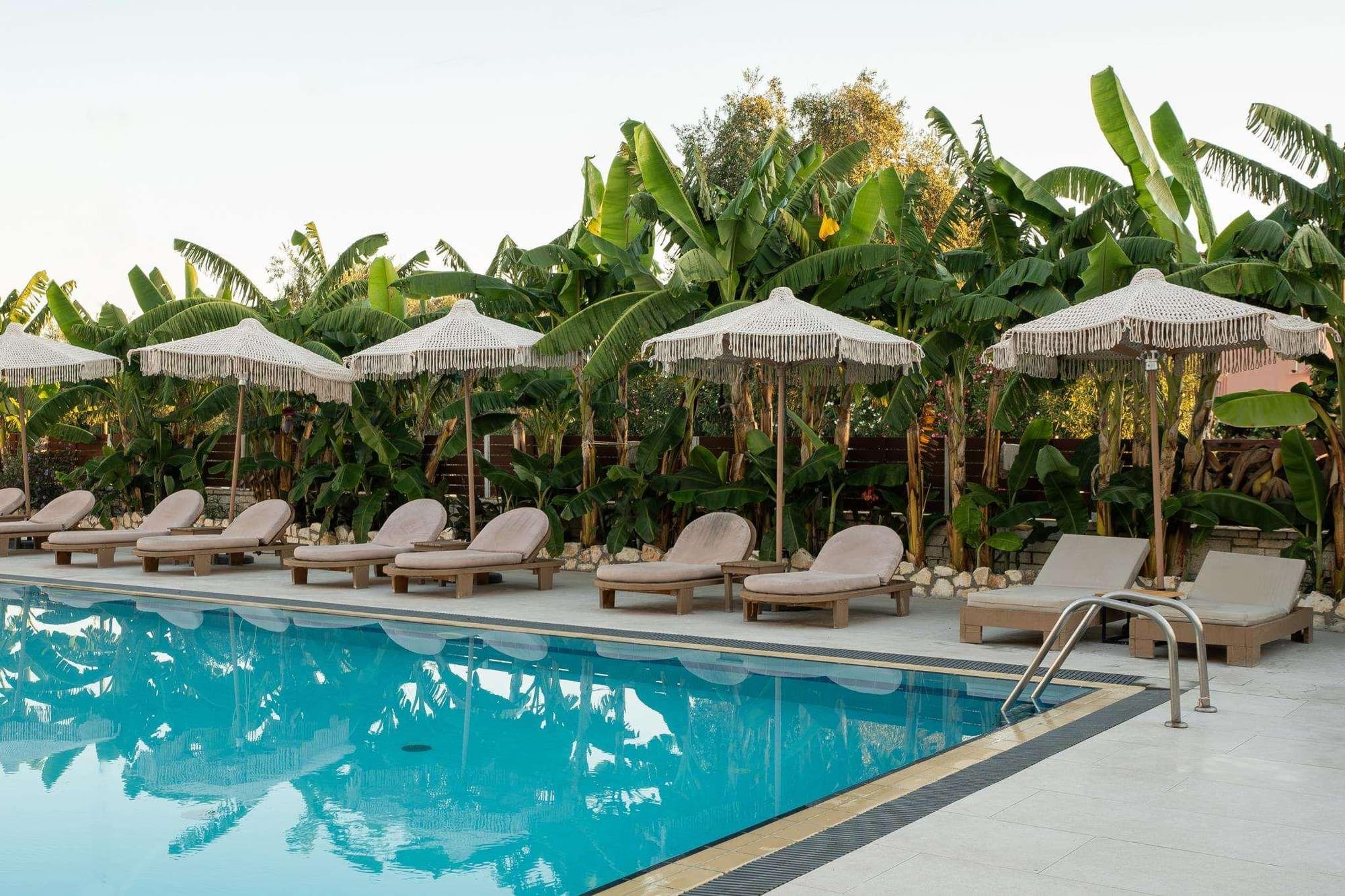 Ekati Mare Boutique Resort, Pool