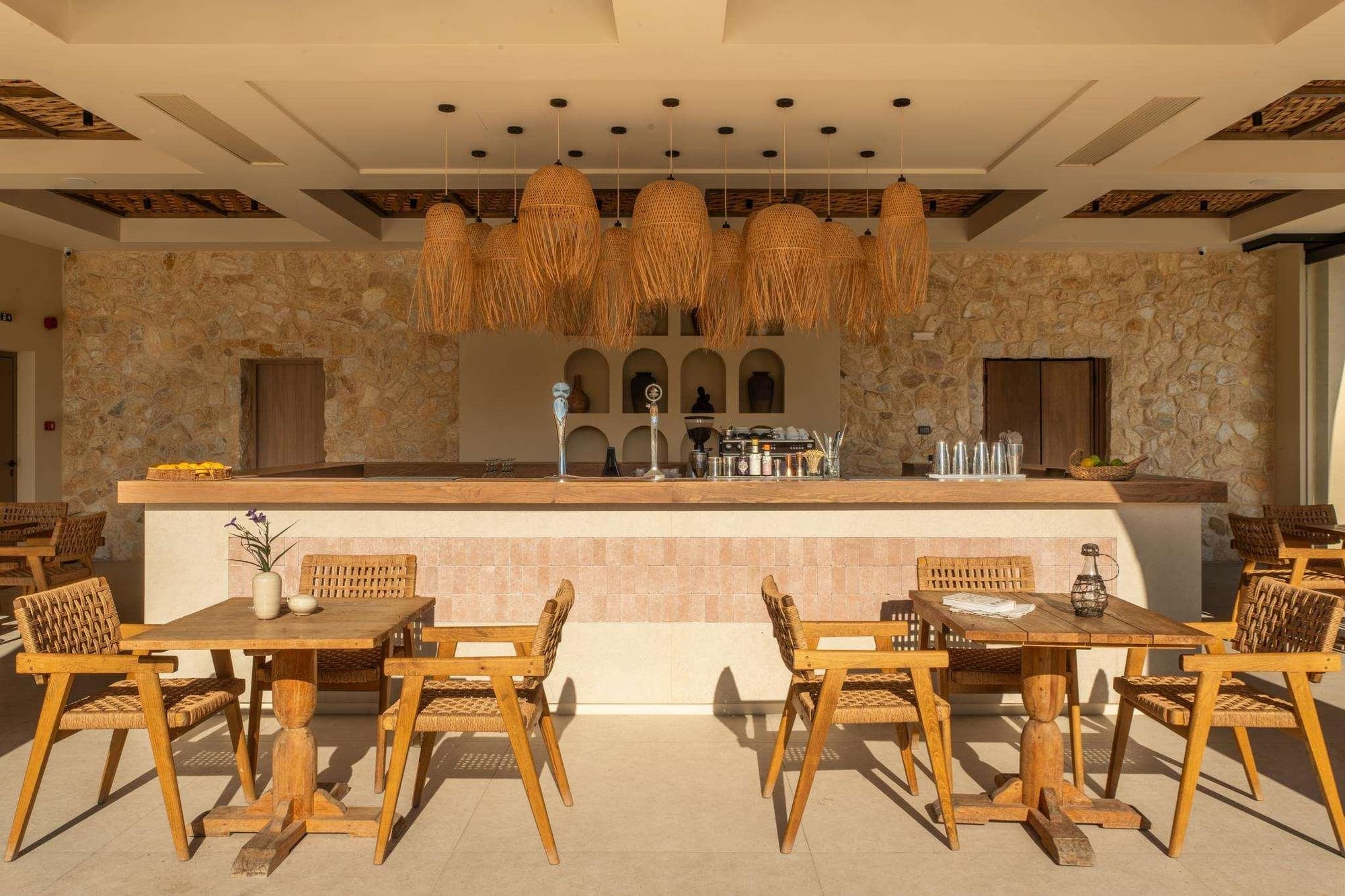 Ekati Mare Boutique Resort, Restaurant