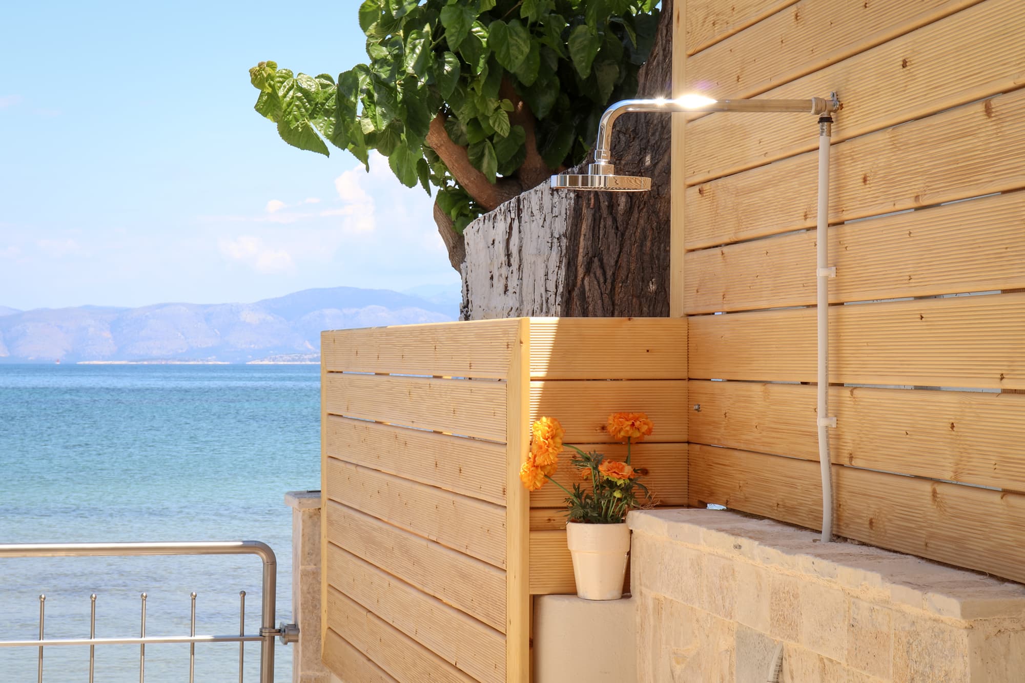 Ekati Mare Boutique Resort, Beach