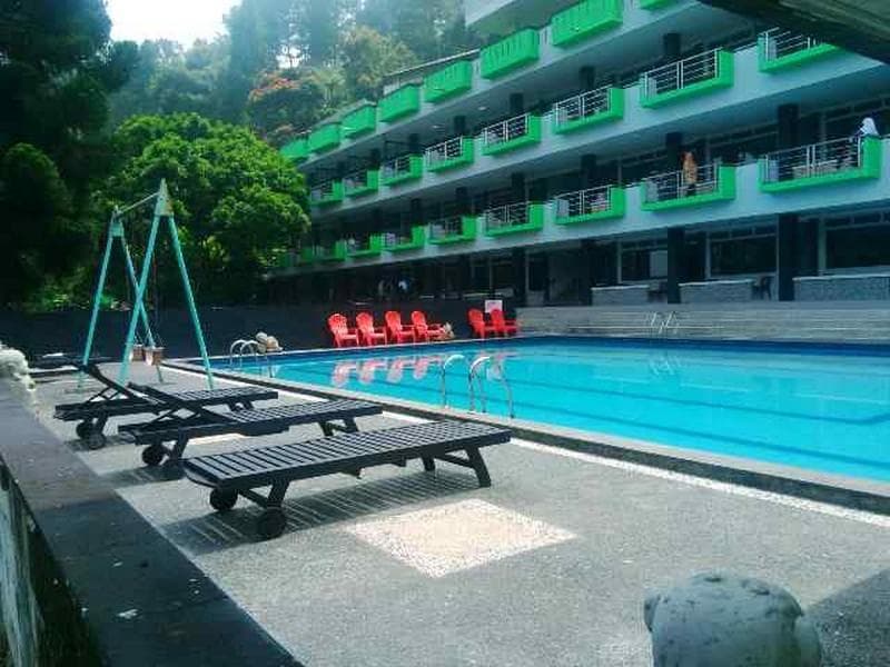 Hotel Tjokro, Pool