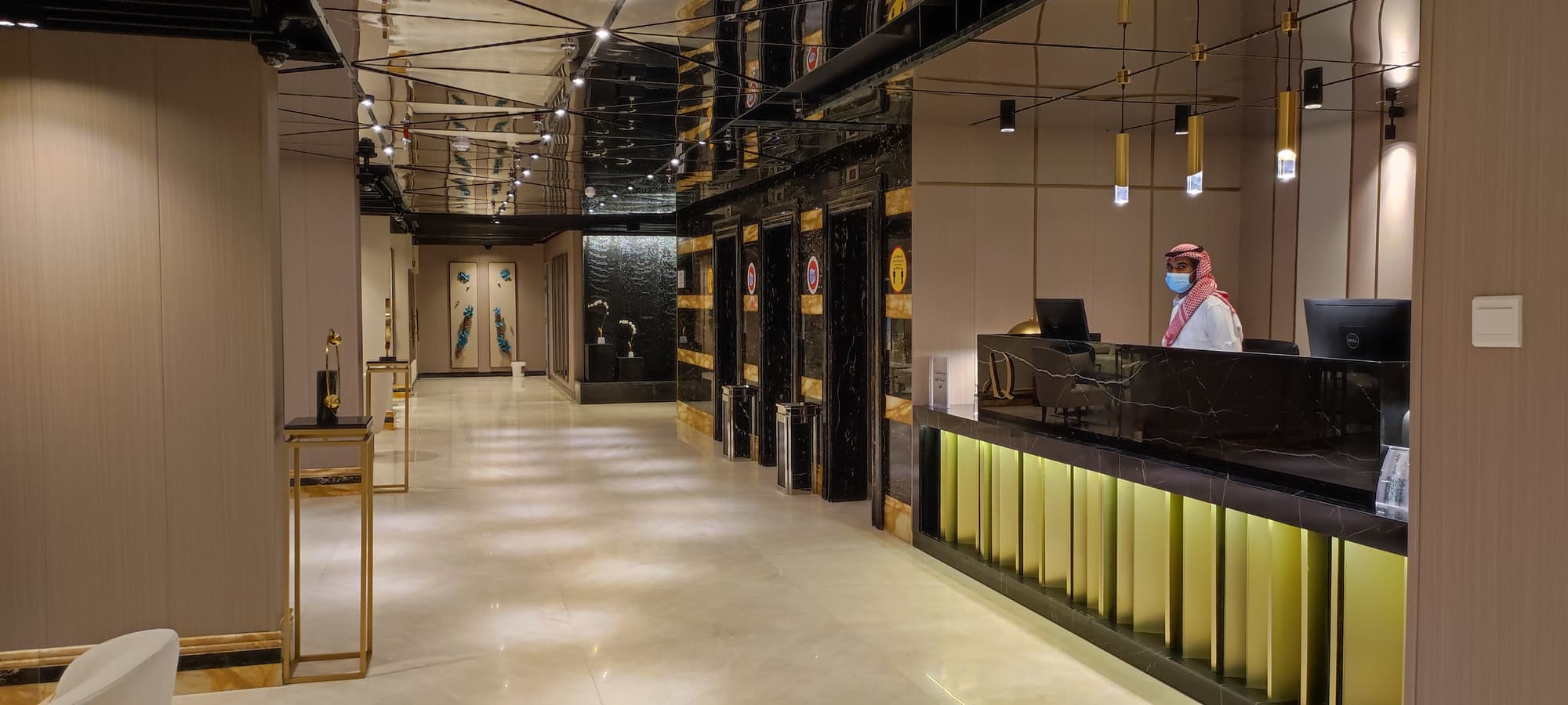 Aquila hotel, General view