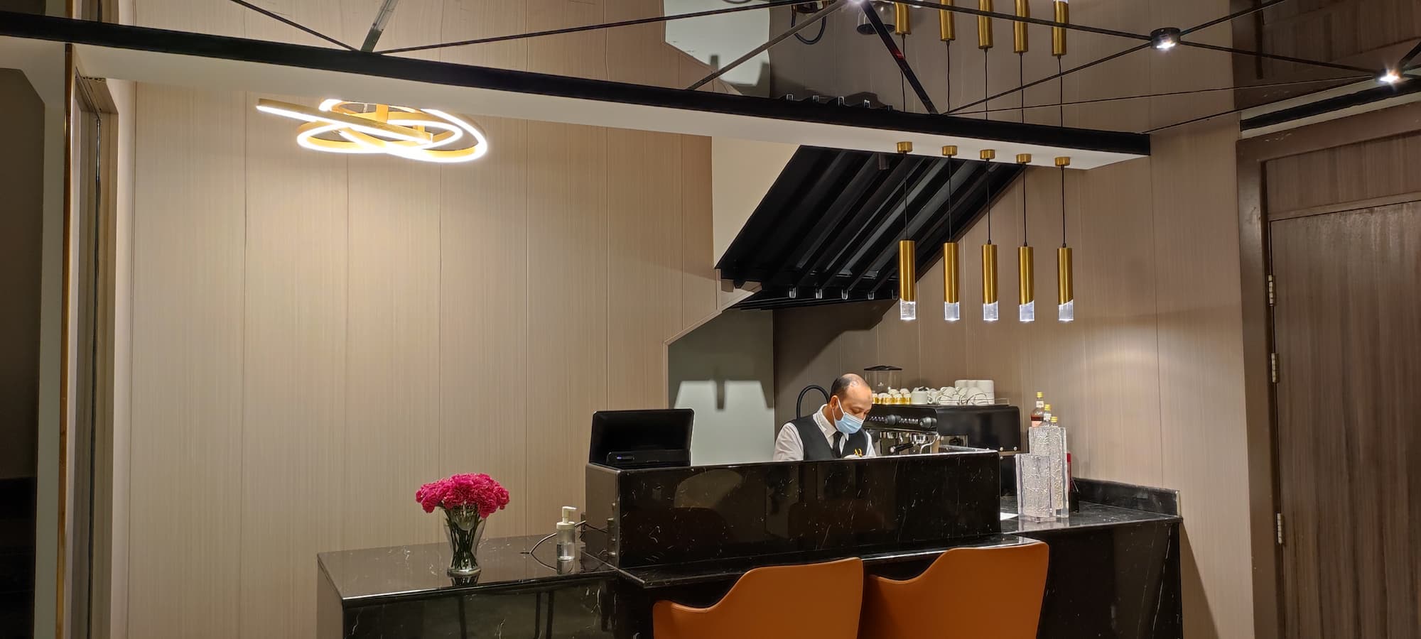 Aquila hotel, General view