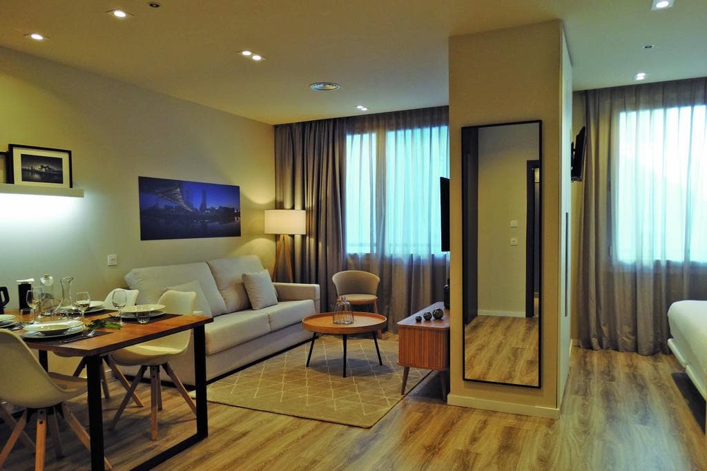 Bilbao City Center by Abba Suites, Room