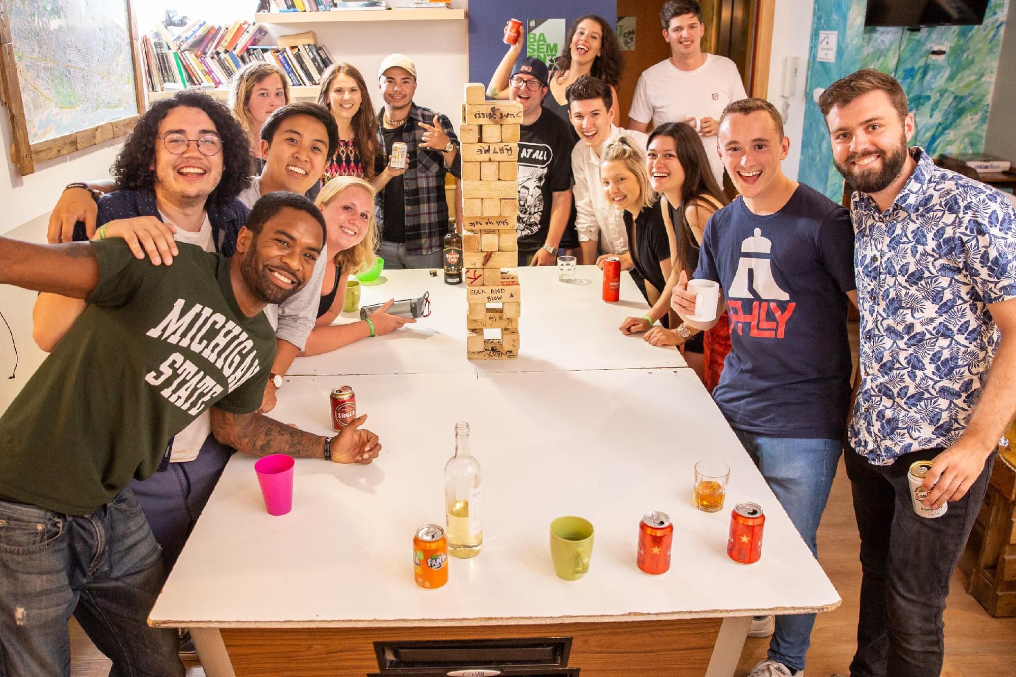 Hostel One Sants, Sports and Entertainment