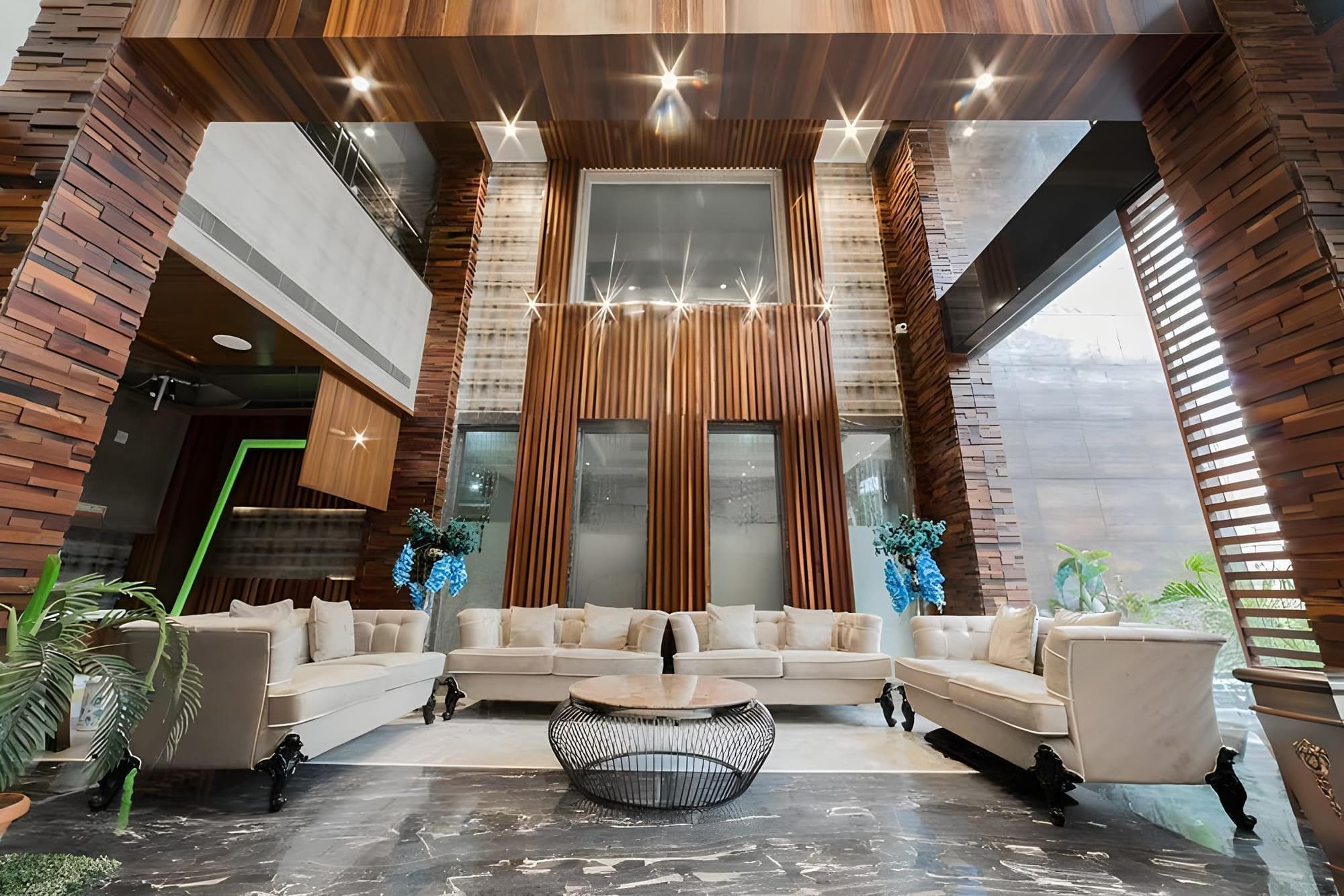 Costa Riviera Hotel, Lobby