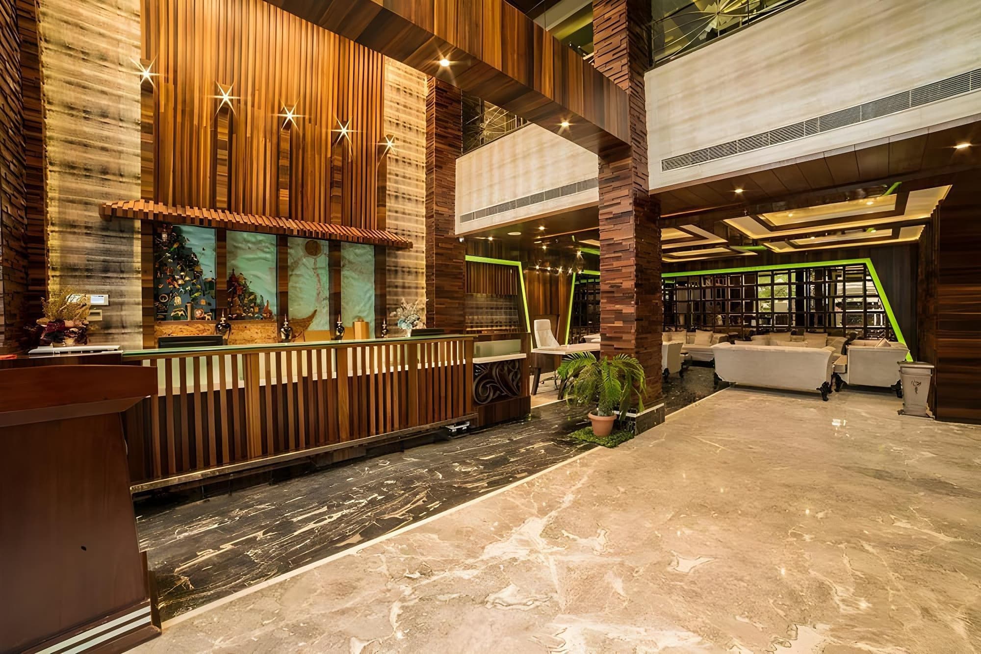 Costa Riviera Hotel, Lobby