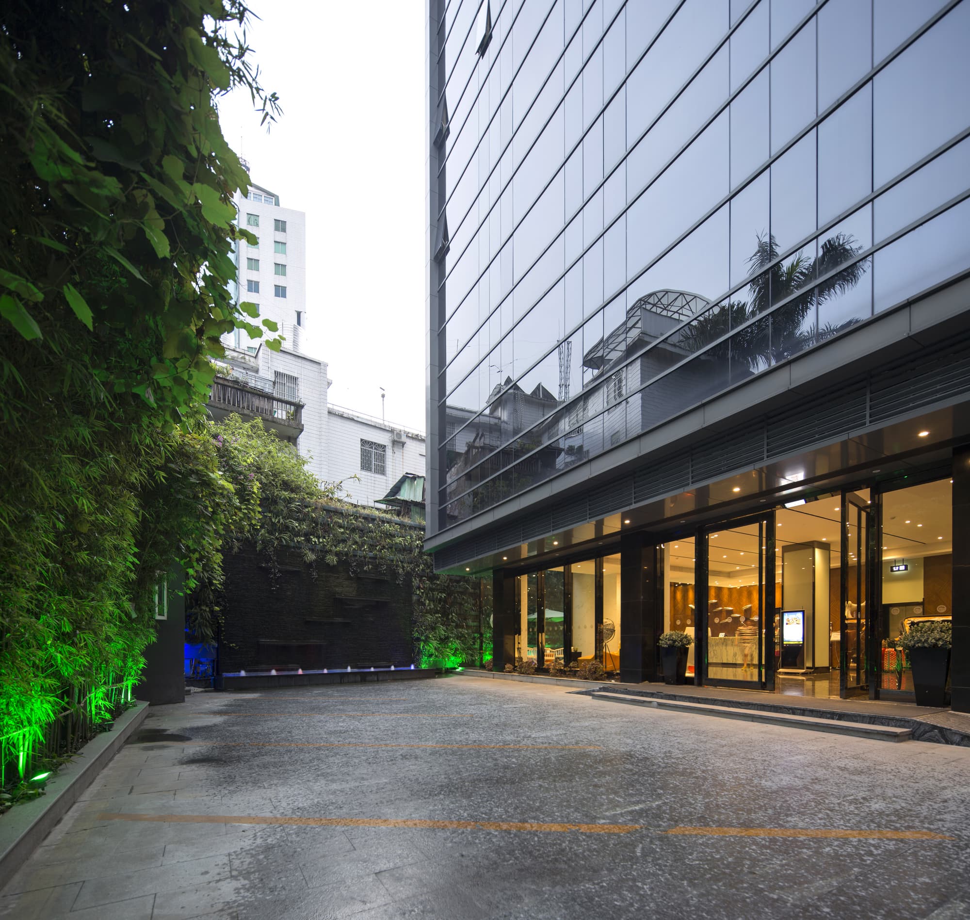 Paco Hotel Guangzhou Dongfeng Road Branch, General view