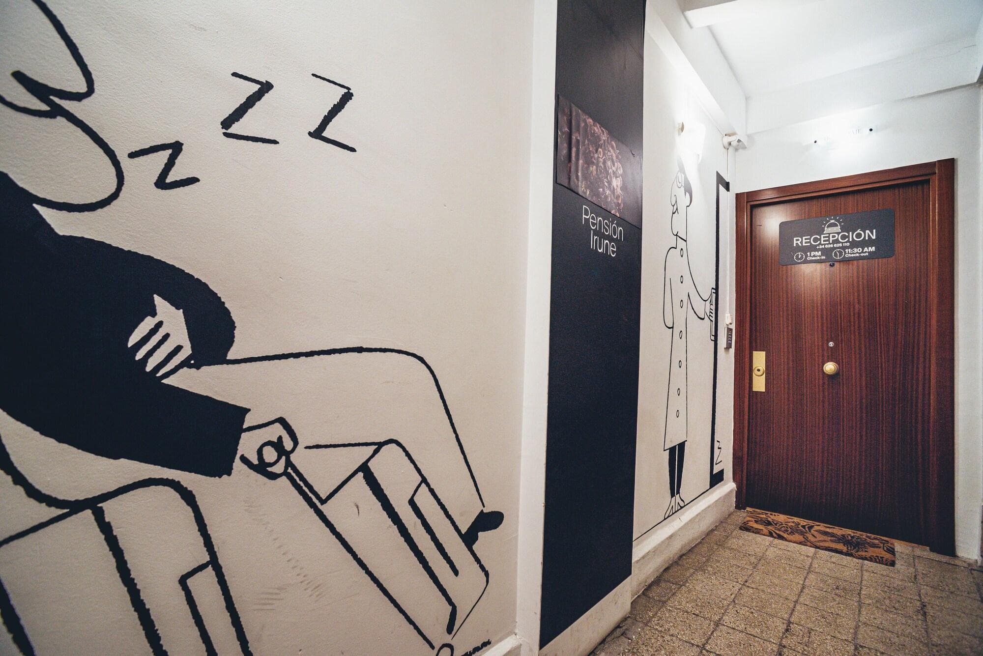 Pensión Irune, Lobby