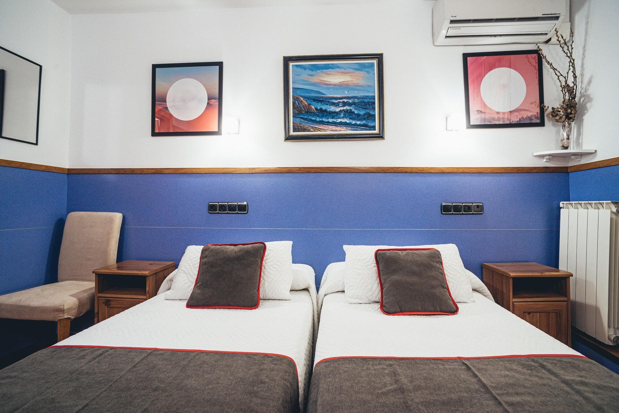 Pensión Irune, Room