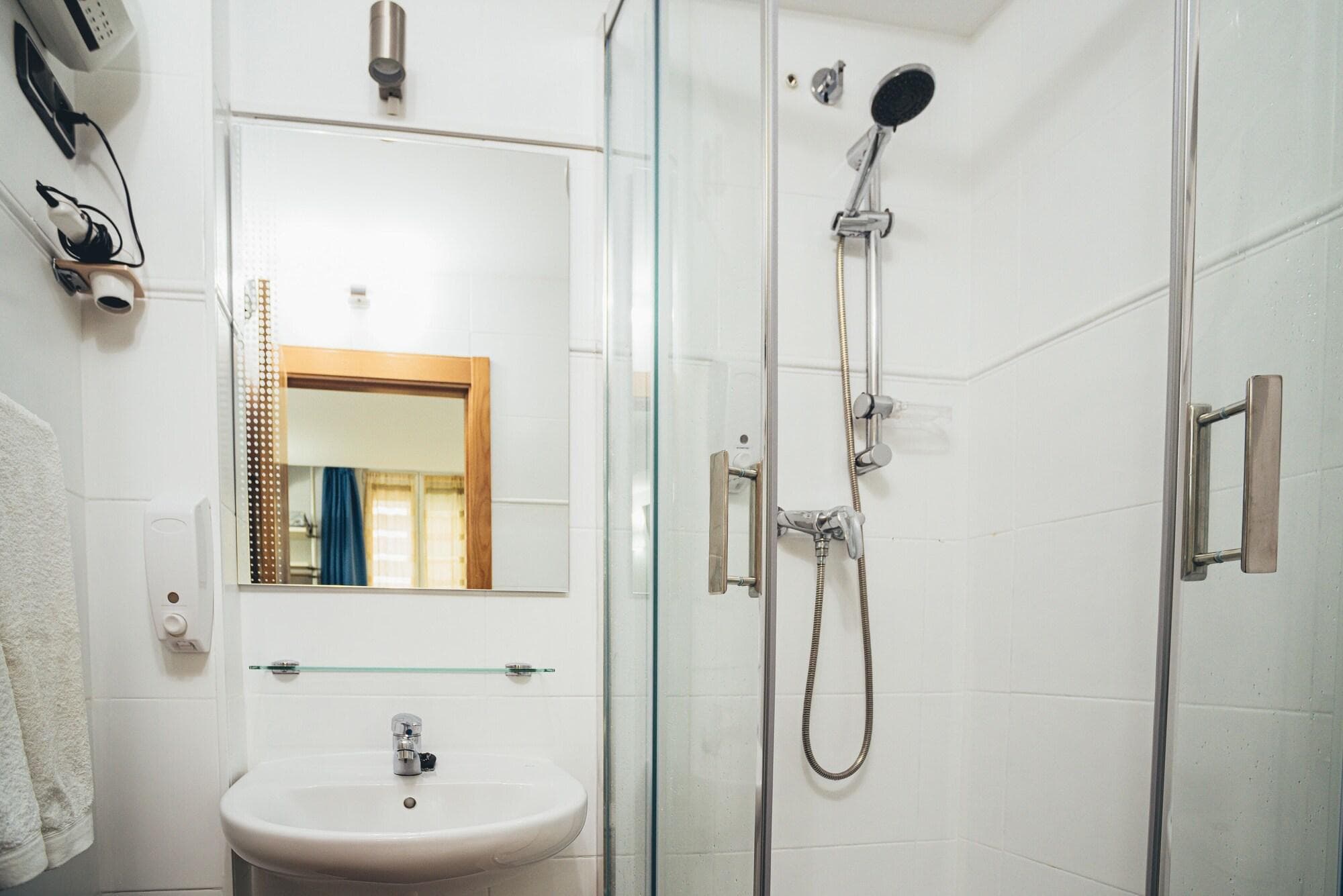 Pensión Irune, Room