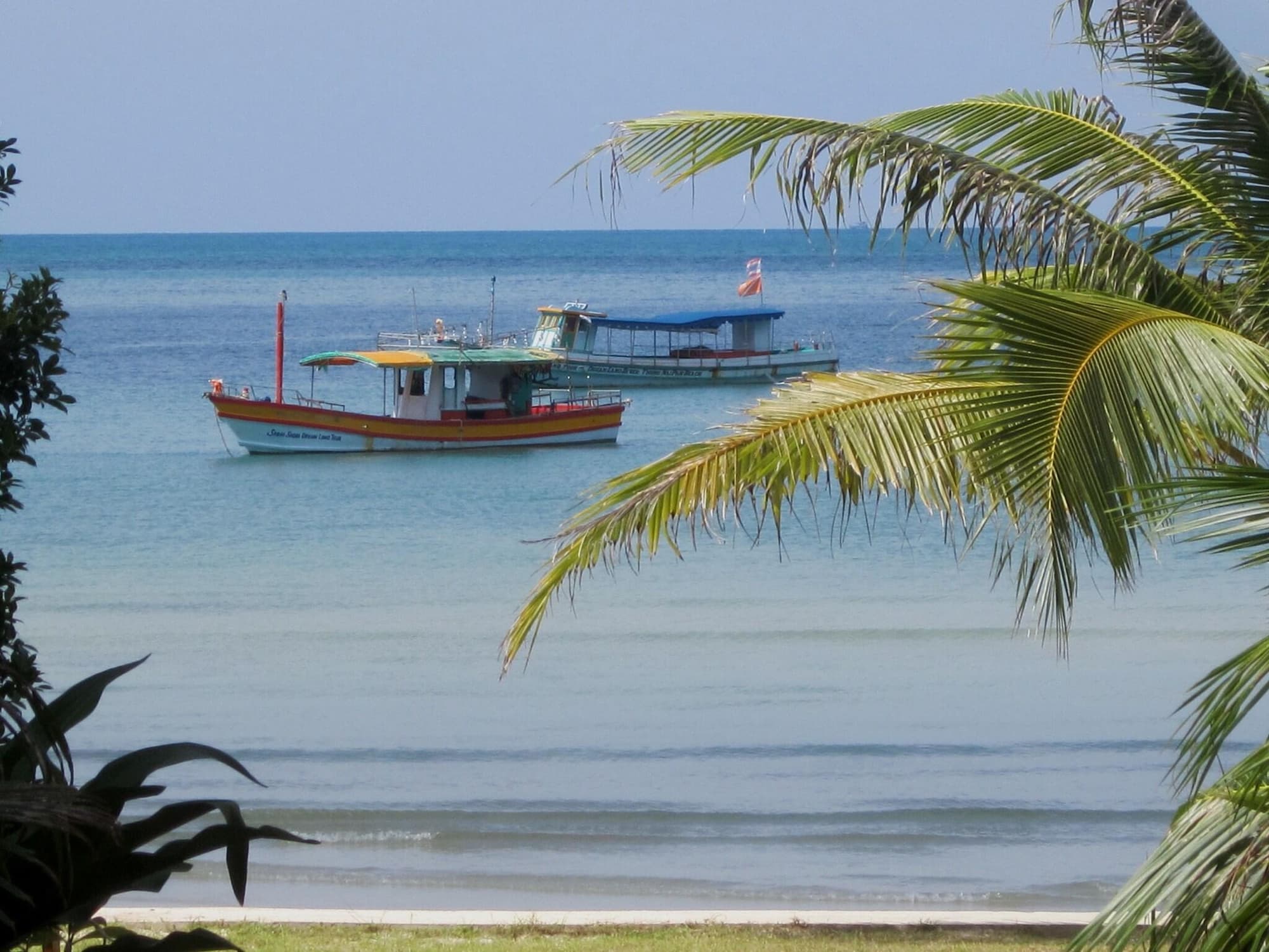 Pingchan Koh Phangan Beachfront Resort, General view
