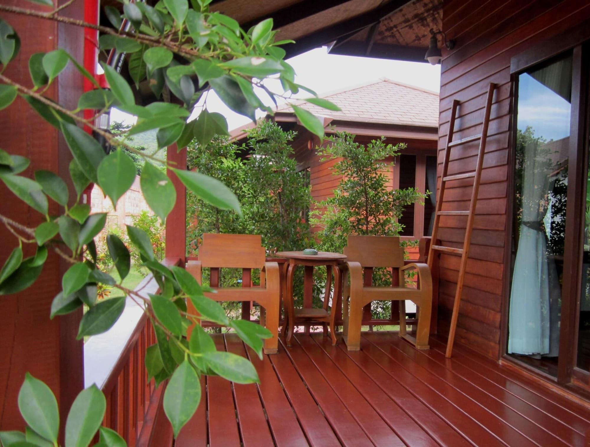 Pingchan Koh Phangan Beachfront Resort, Terrace