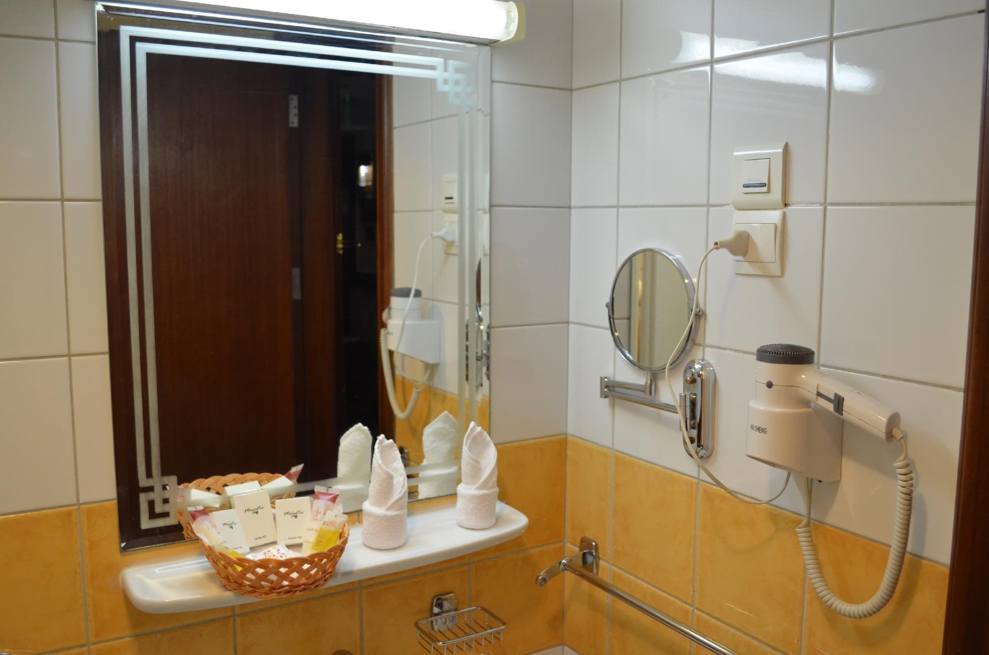 Rotana Al Mesk Hotel, Room