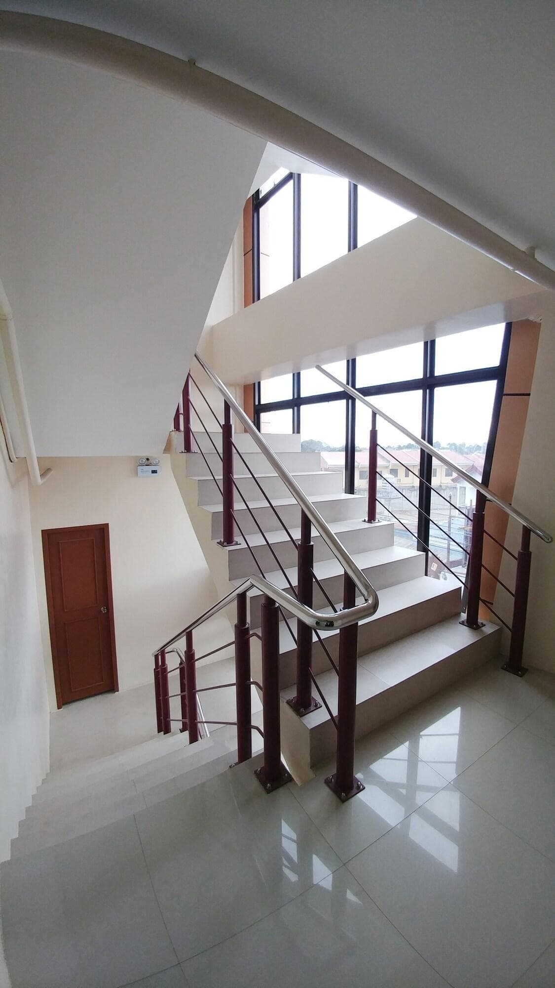 Cebu Courtyard, Lobby