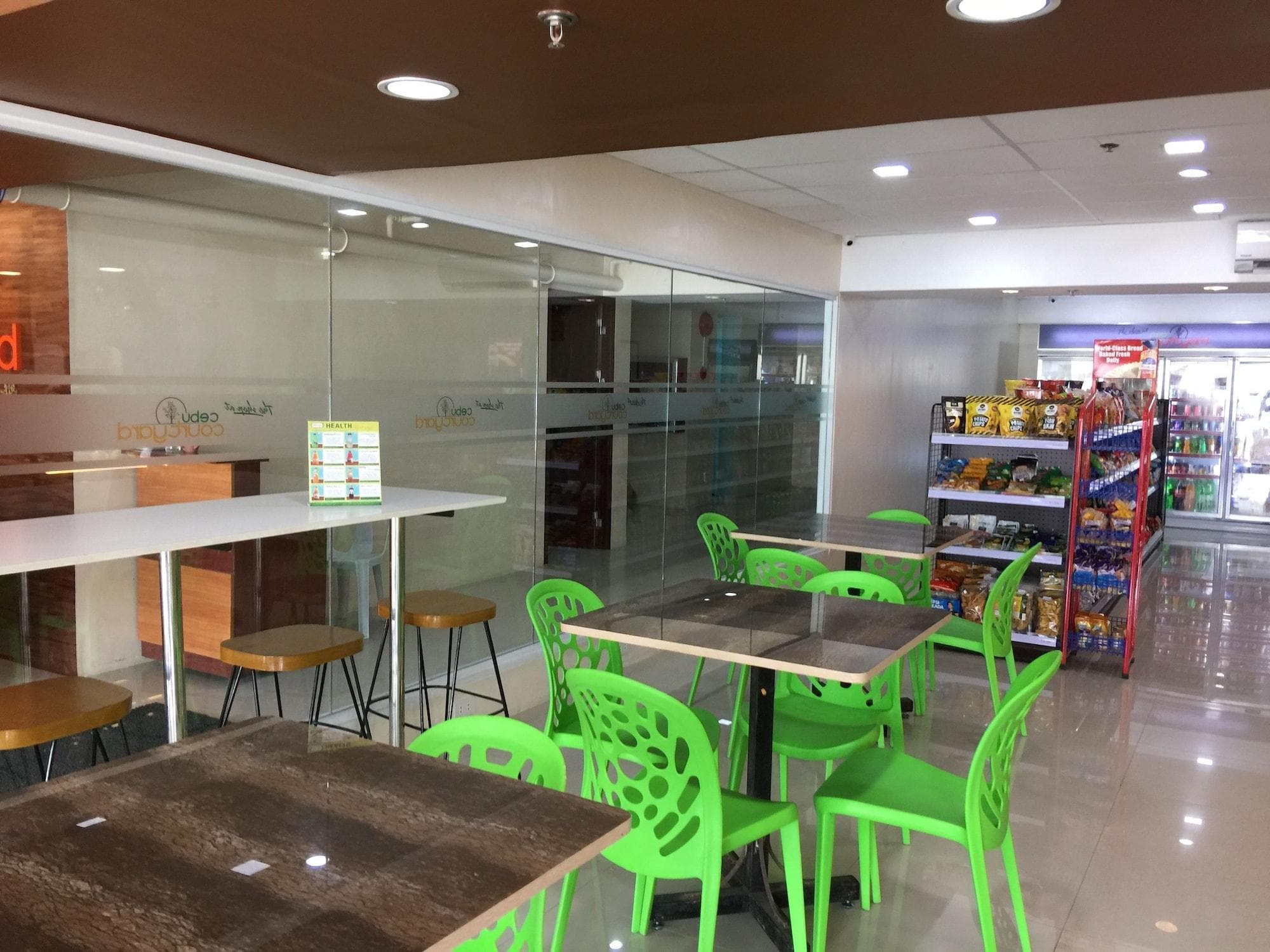 Cebu Courtyard, Restaurant