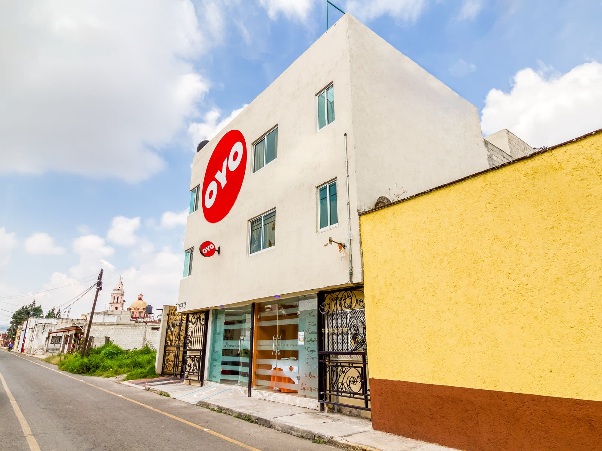 OYO Hotel Familiar Tollan, General view