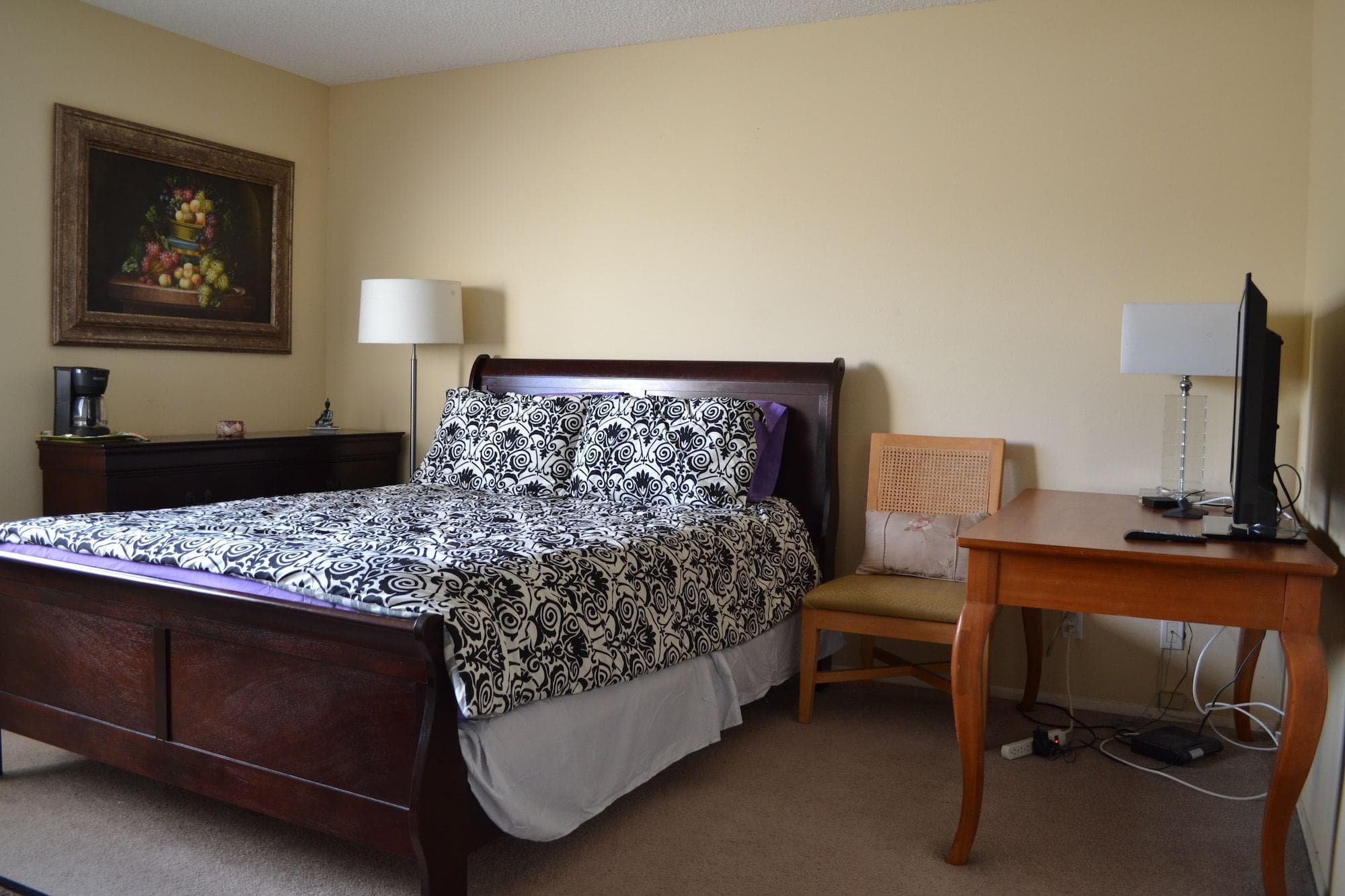 Mini Mansion In Hollywood Hills, General view