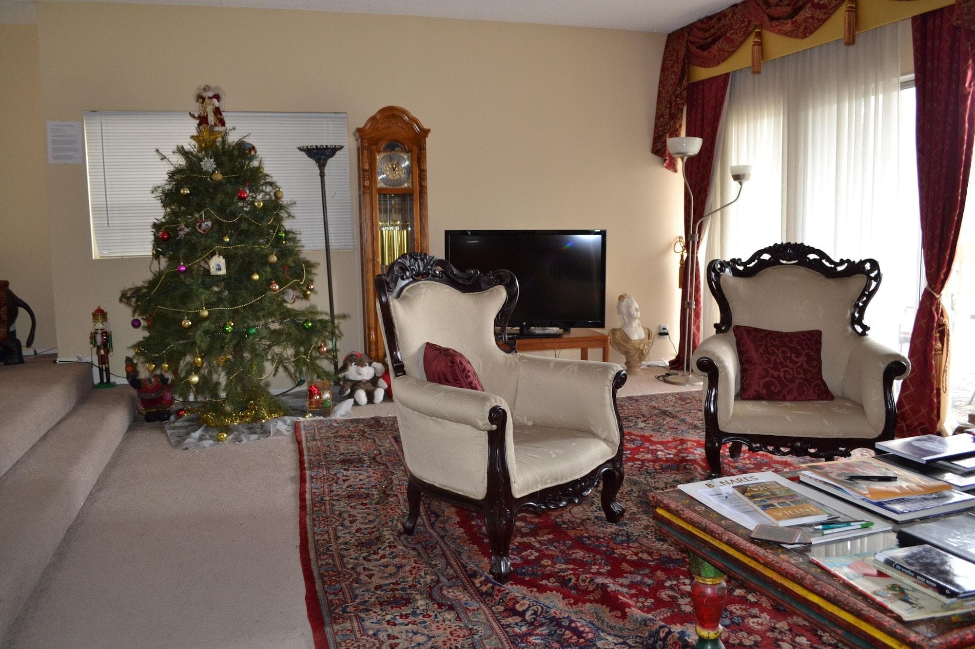 Mini Mansion In Hollywood Hills, Lobby