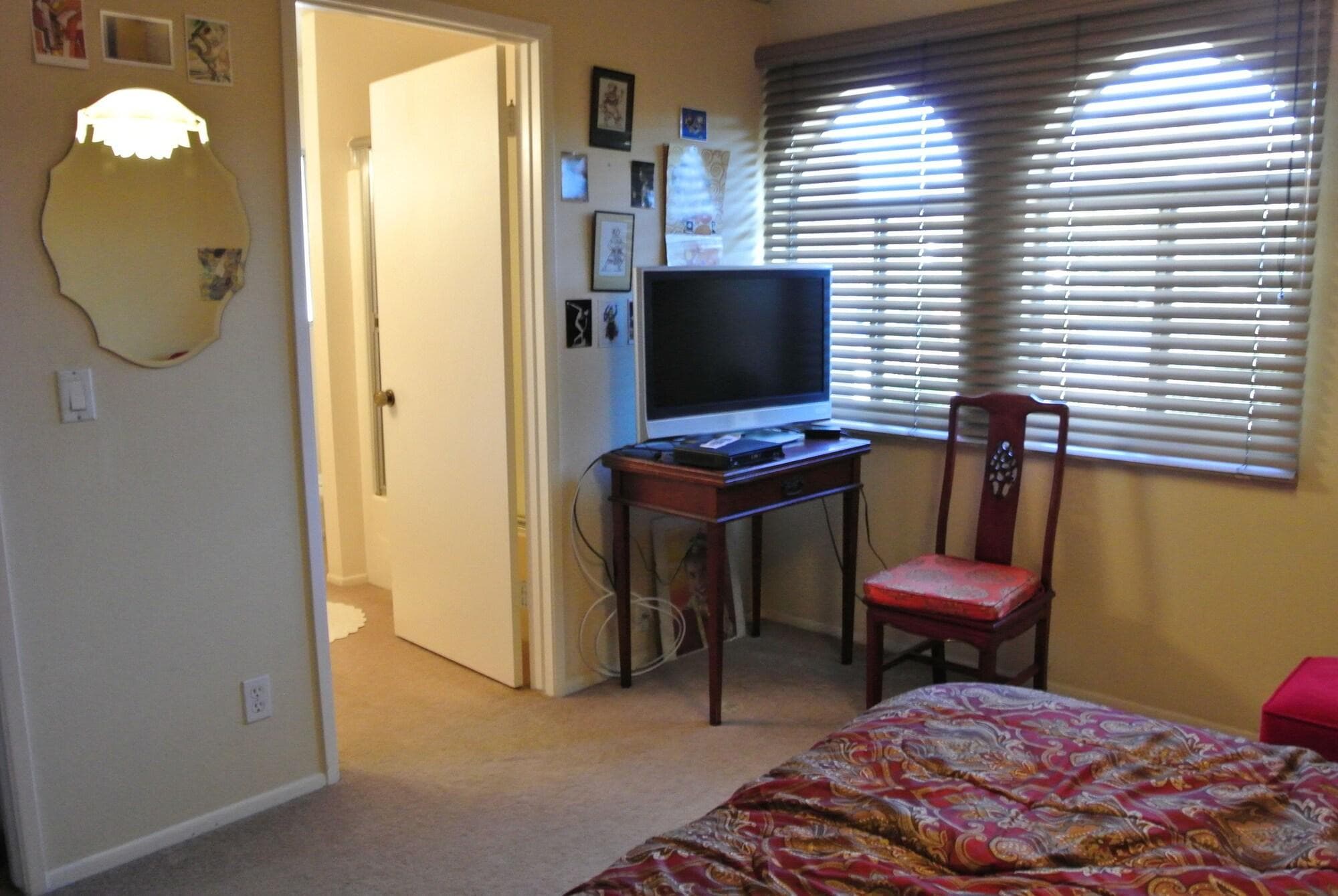 Mini Mansion In Hollywood Hills, Room