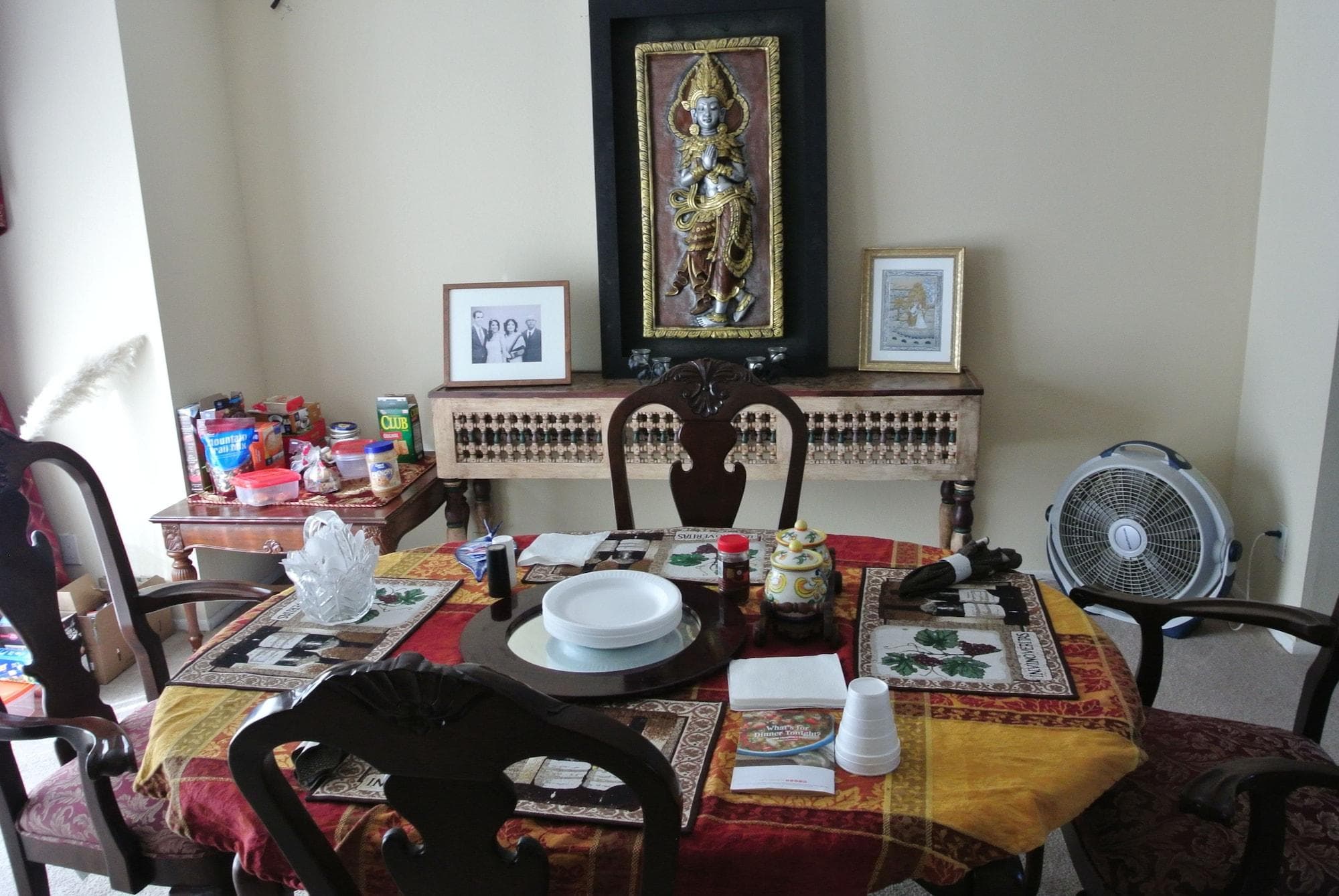 Mini Mansion In Hollywood Hills, Room