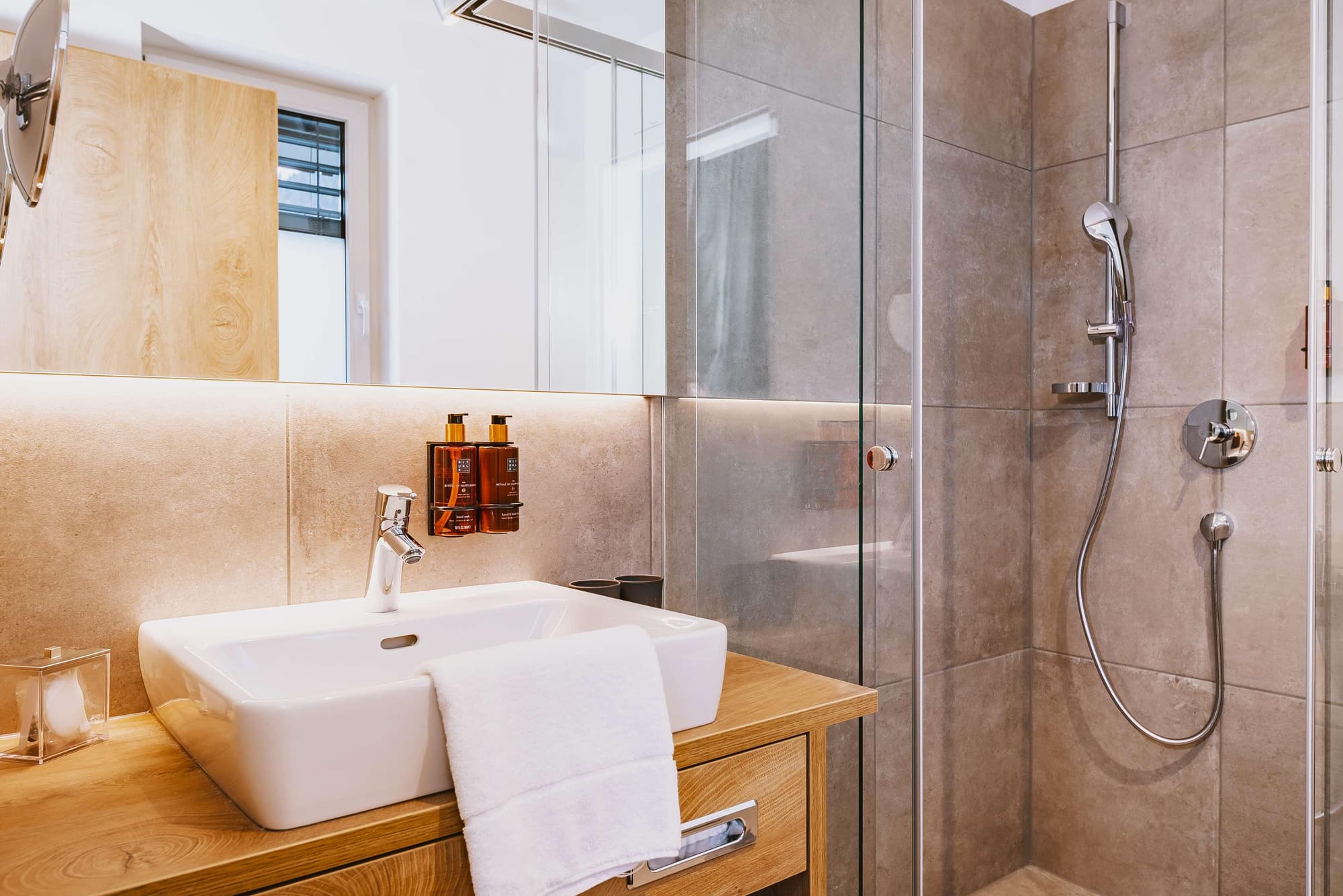 Elements Resort Zell am See, BW Signature Collecti, Room