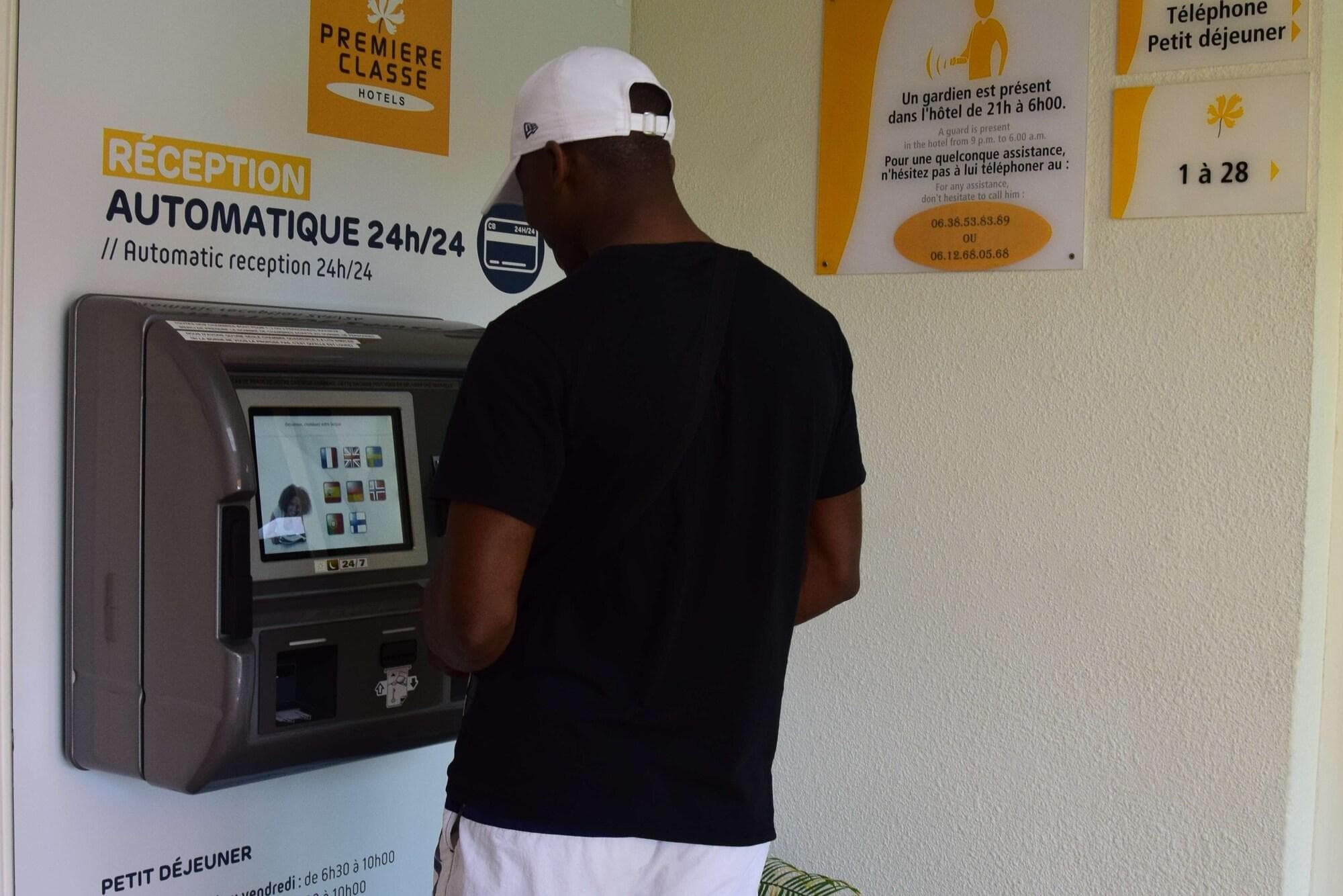 Premiere Classe Bordeaux Sud Pessac Bersol, Lobby