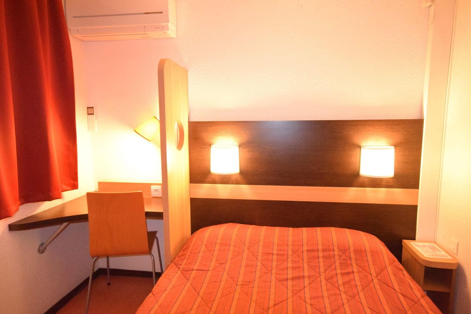 Premiere Classe Bordeaux Sud Pessac Bersol, Room