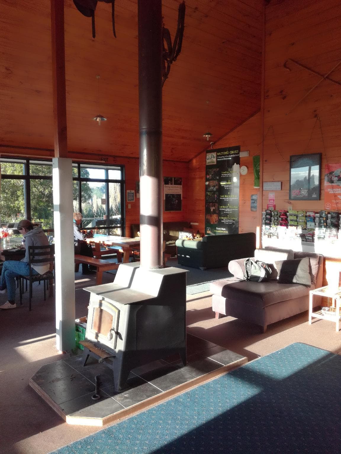 Juno Hall - BBH, Lobby