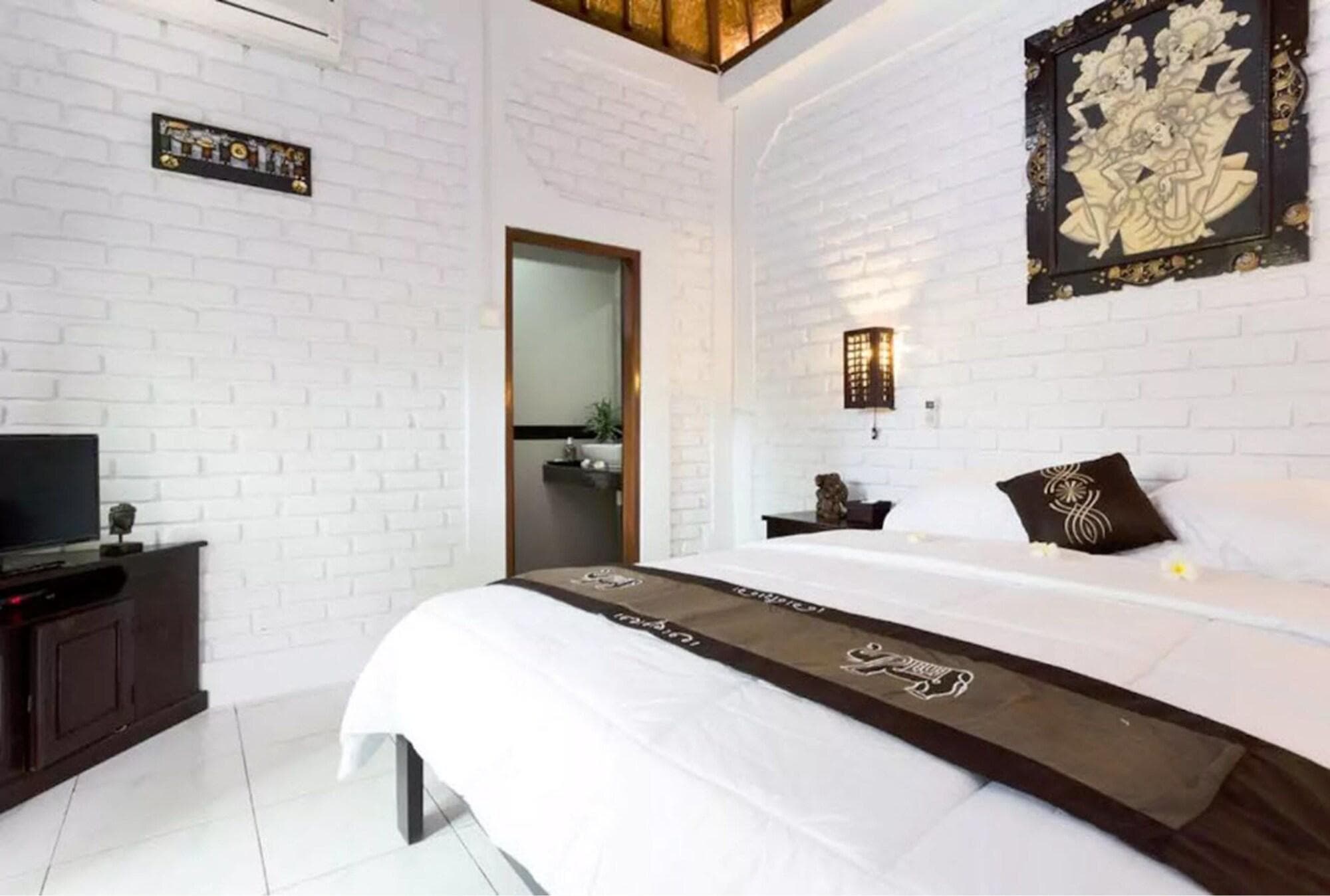Gusti Homestay Bali, Room