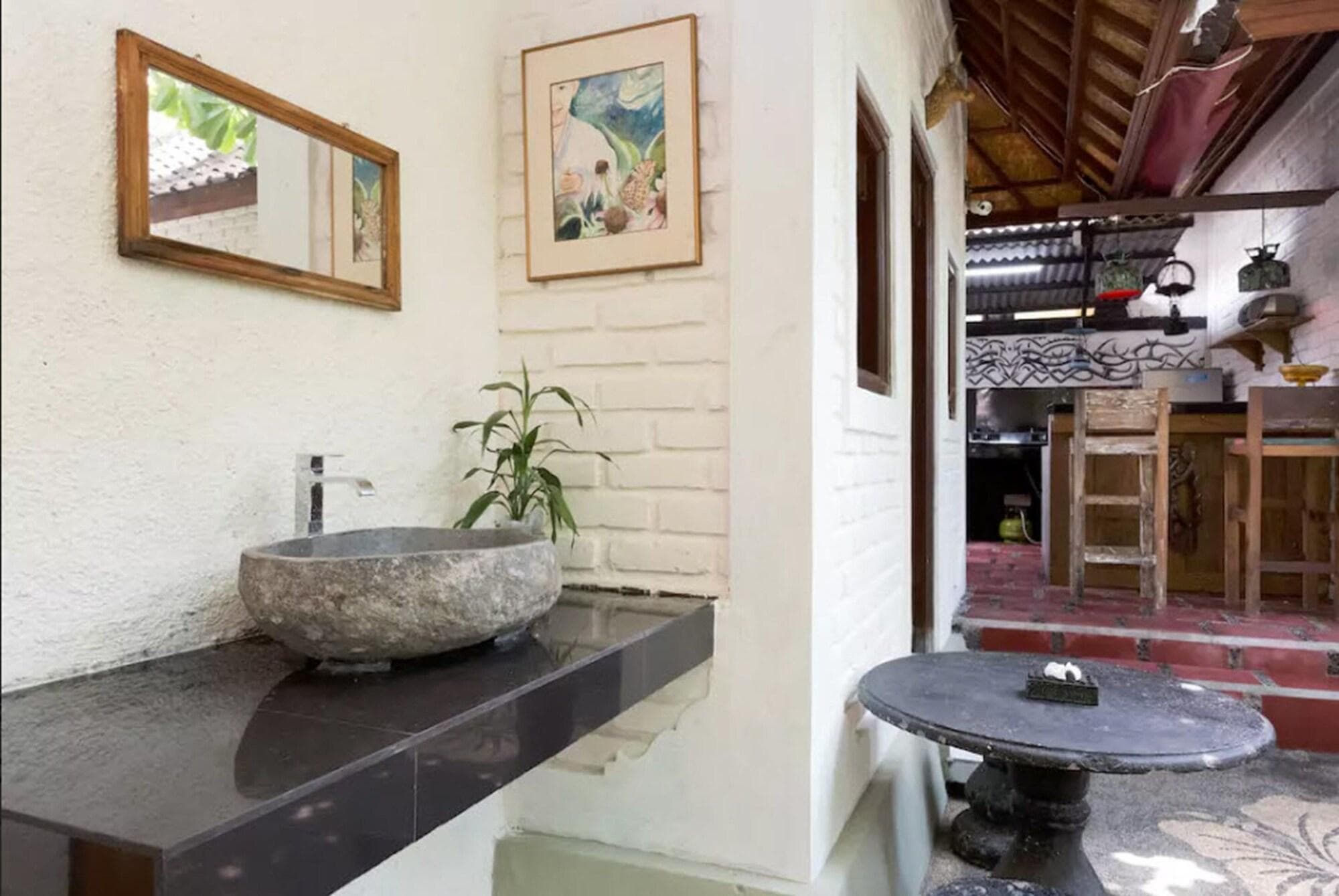 Gusti Homestay Bali, Room