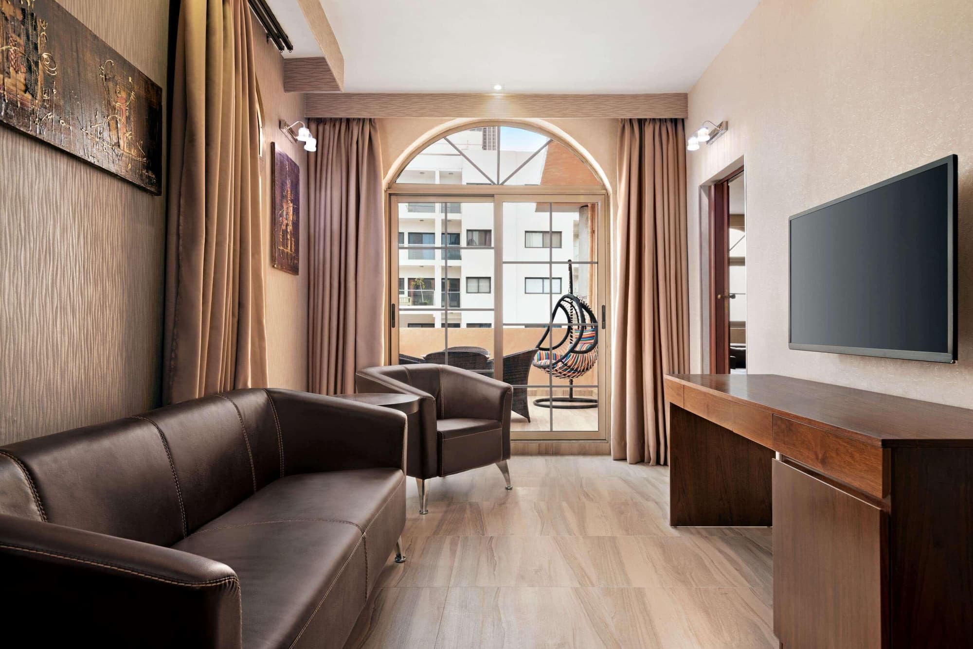 Days Hotel And Suites By Wyndham Dakar, Room