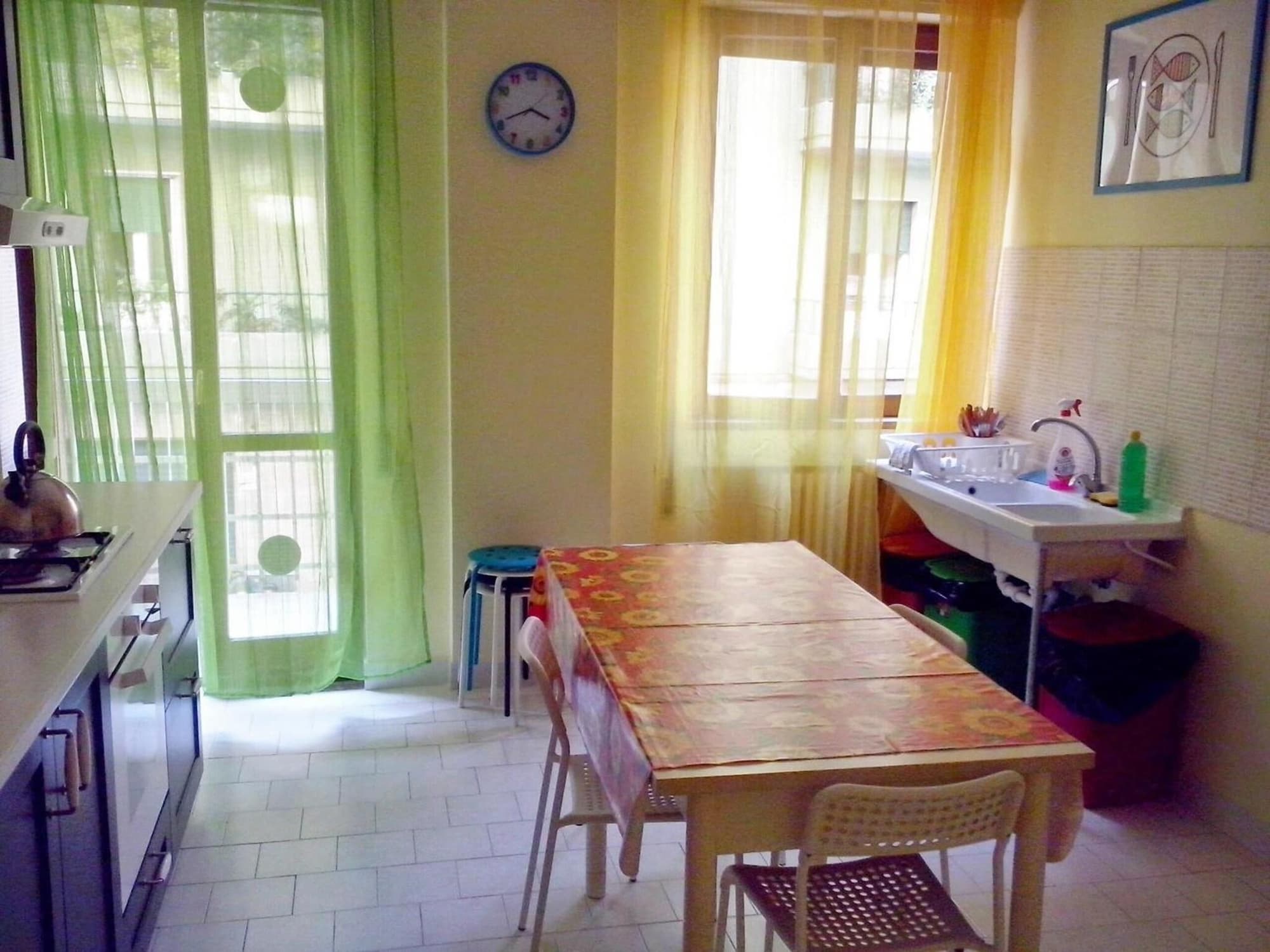 Olive Tree Hostel, Restaurant