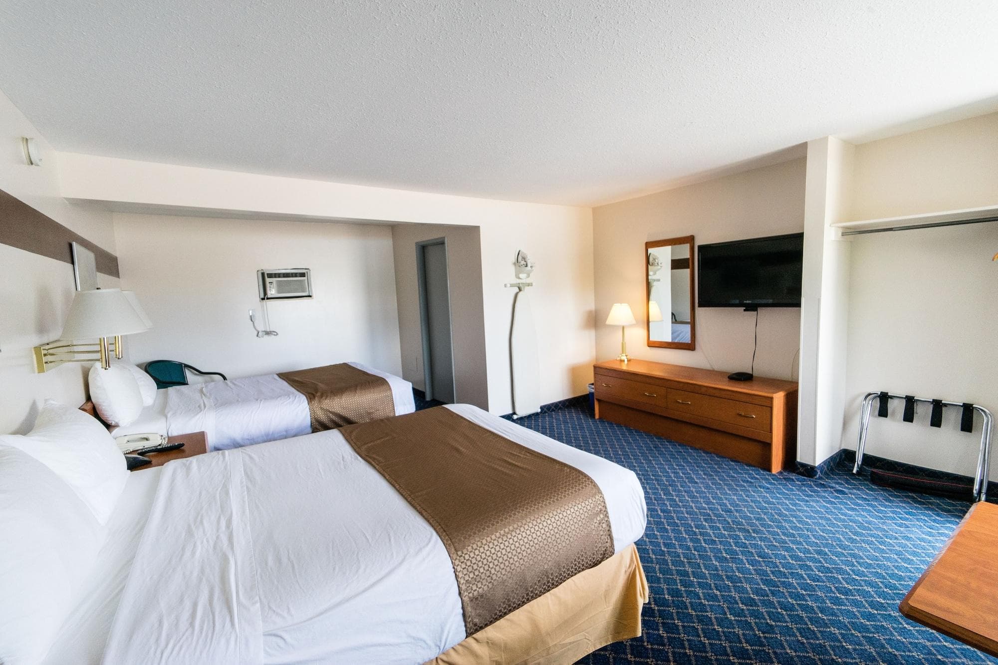 Superlodge Canada Lethbridge, Room