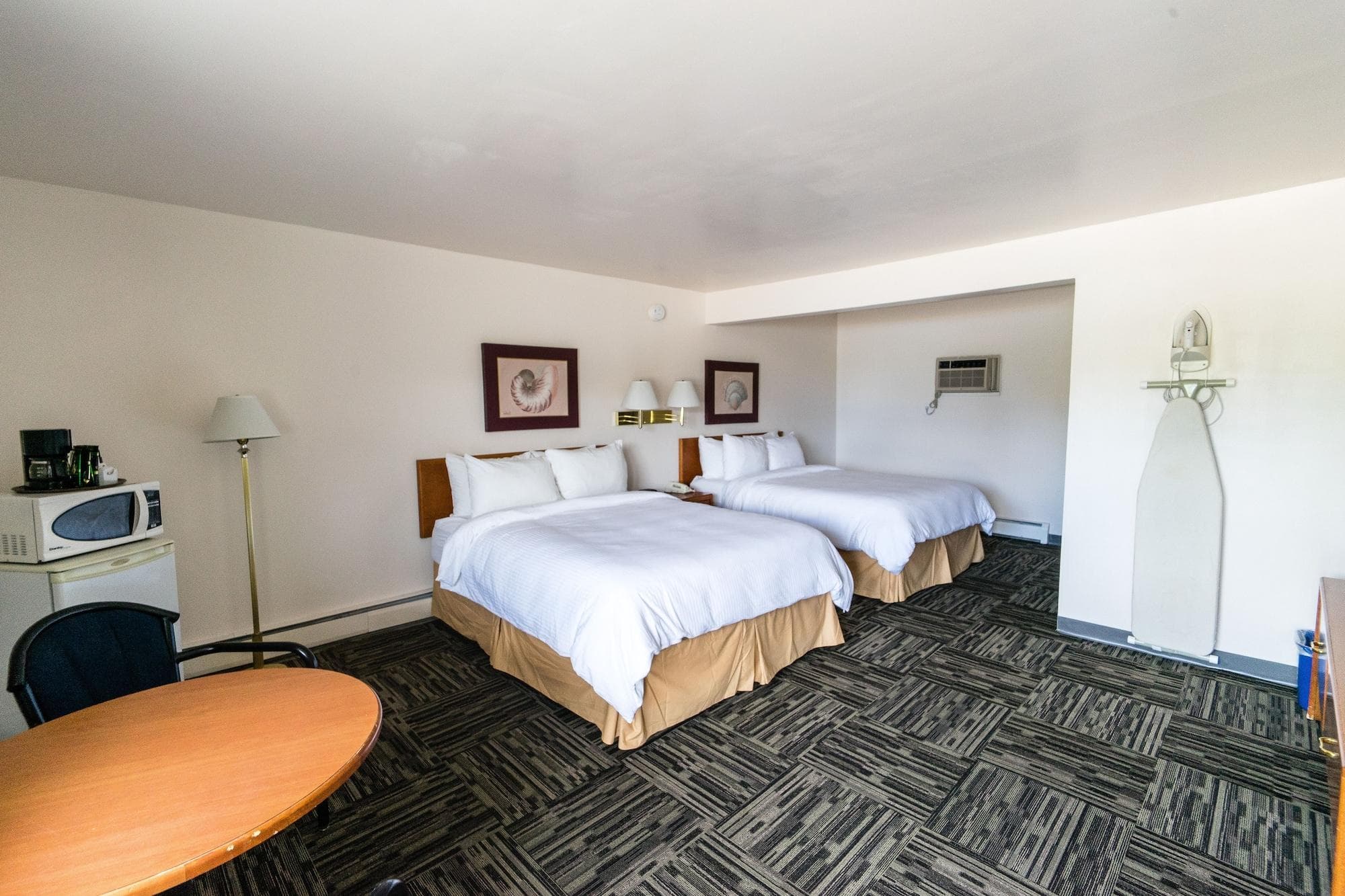 Superlodge Canada Lethbridge, Room